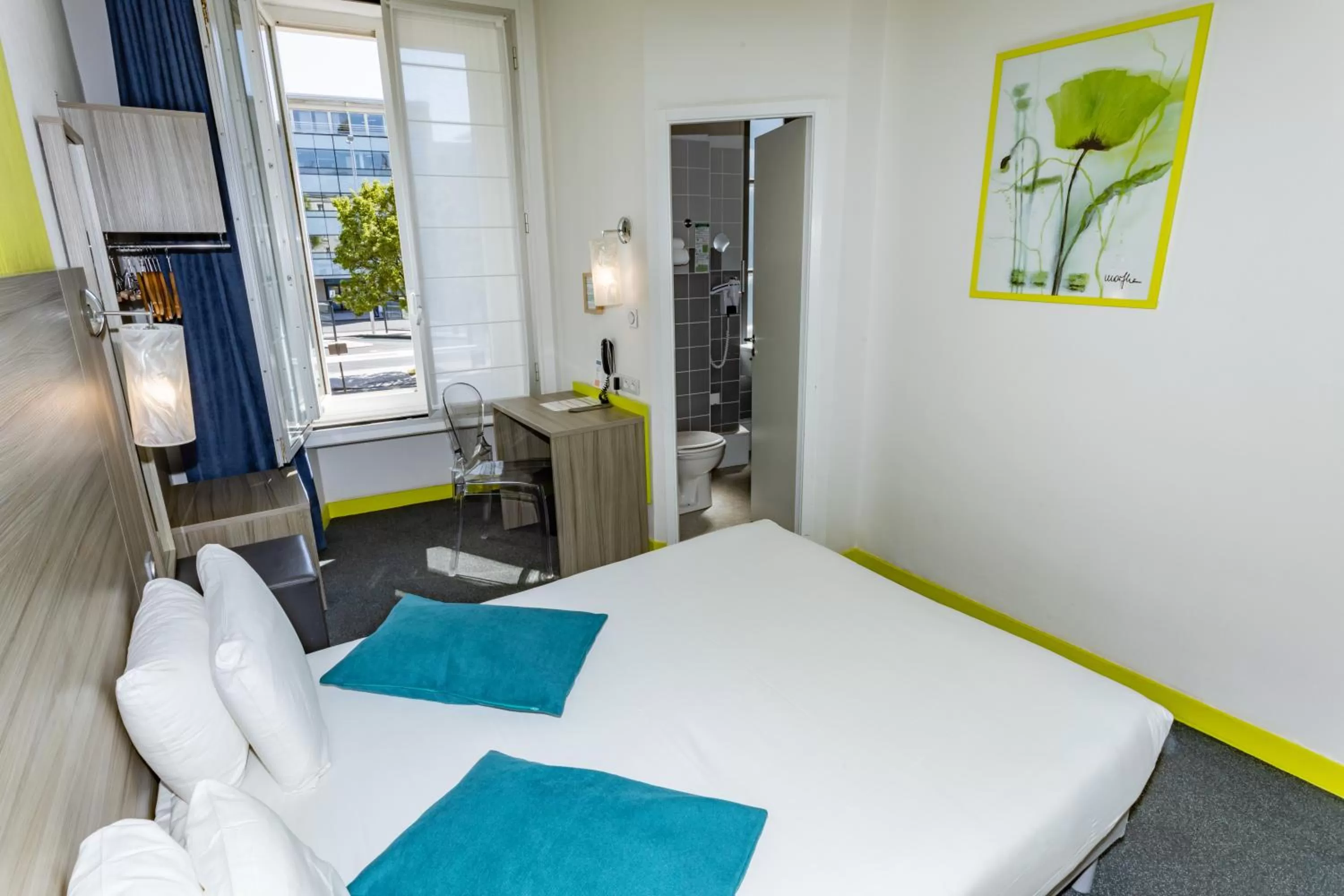 Bedroom, Bed in Hôtel de Champagne