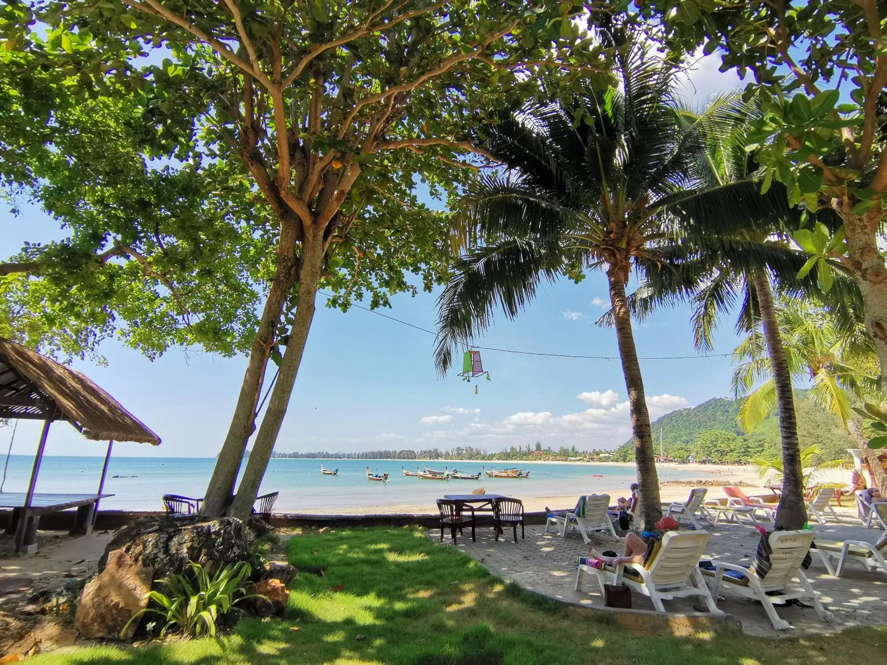 Beach in Holiday Villa Hotel