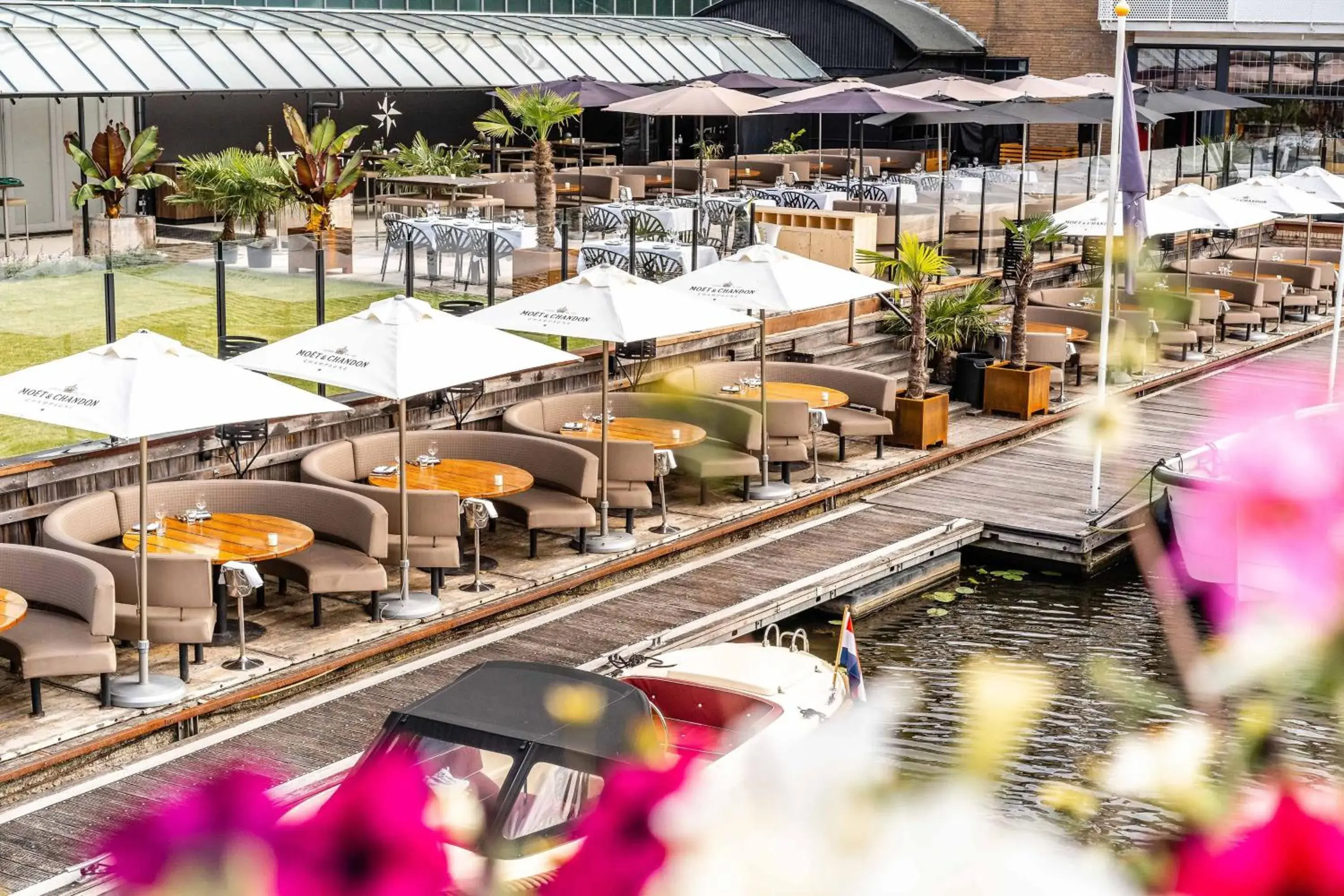 Restaurant/places to eat, Swimming Pool in Apollo Hotel Amsterdam, a Tribute Portfolio Hotel