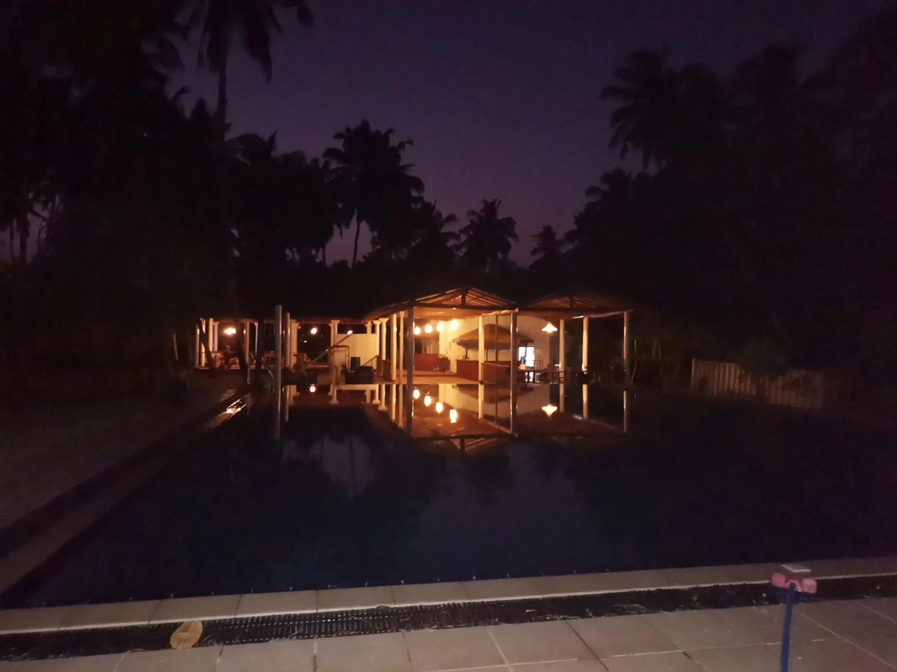 Restaurant/places to eat in Helios Beach Resort