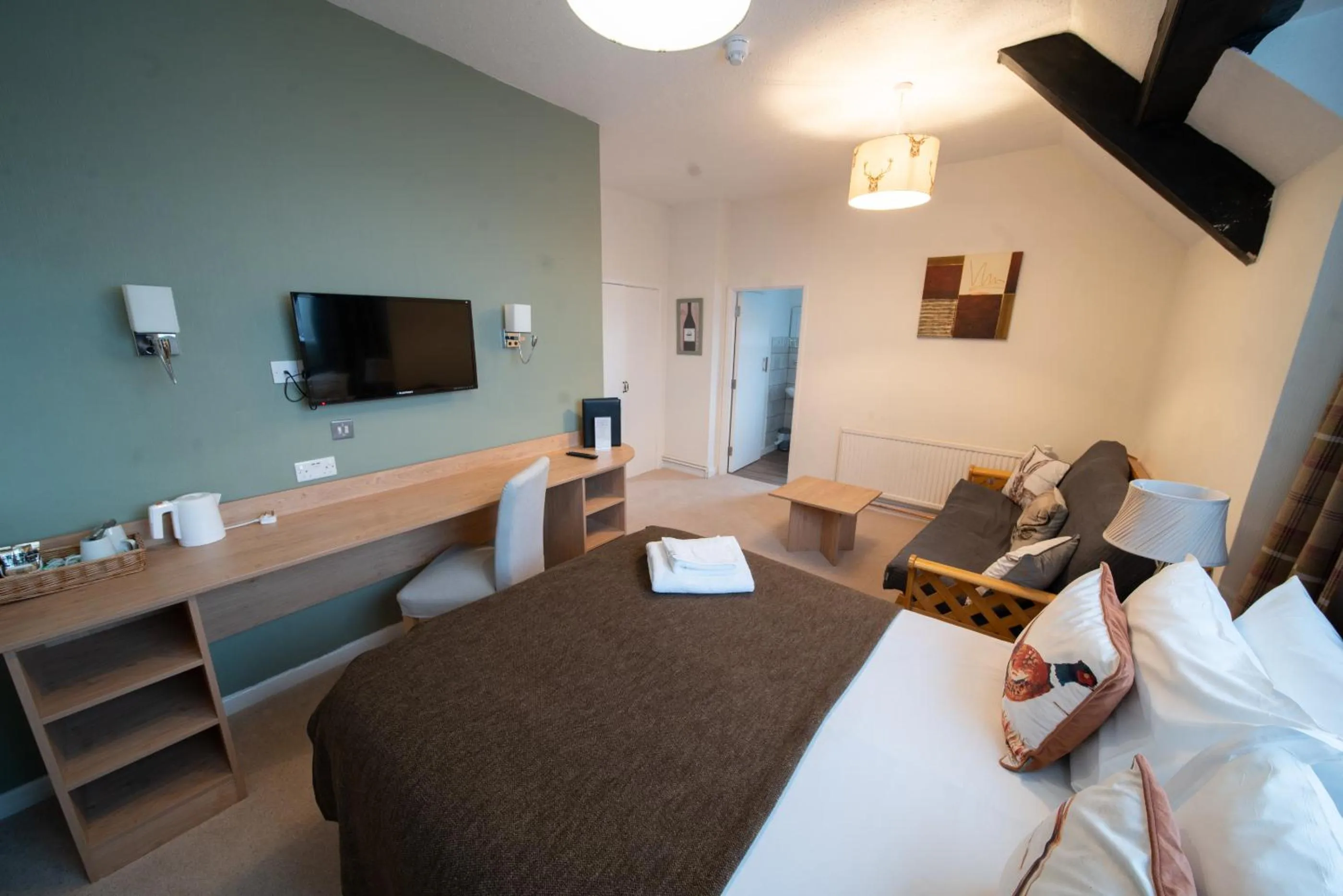 Bed in White Hart Hotel