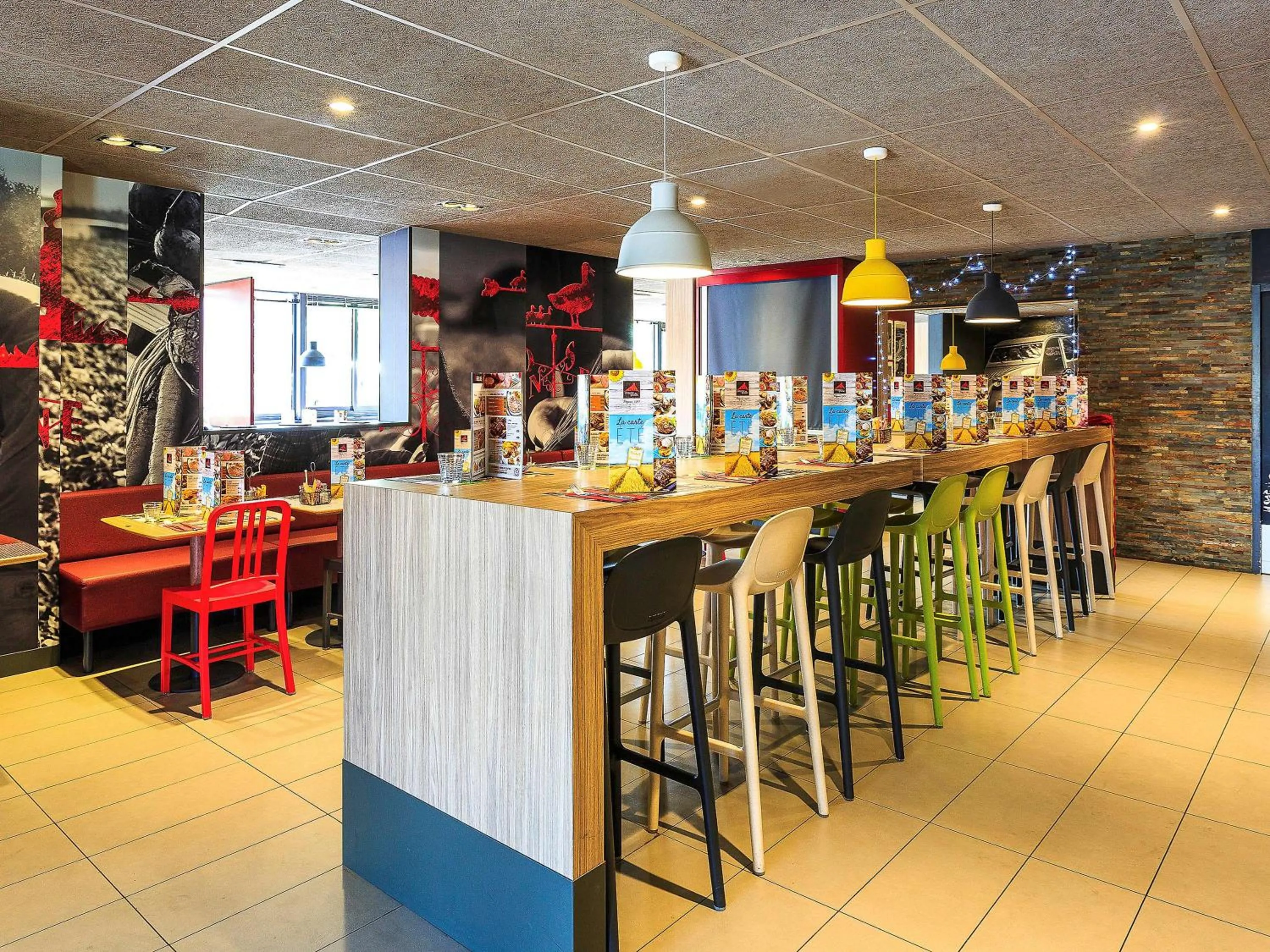 Restaurant/places to eat in Ibis Lyon Villefranche Sur Saone