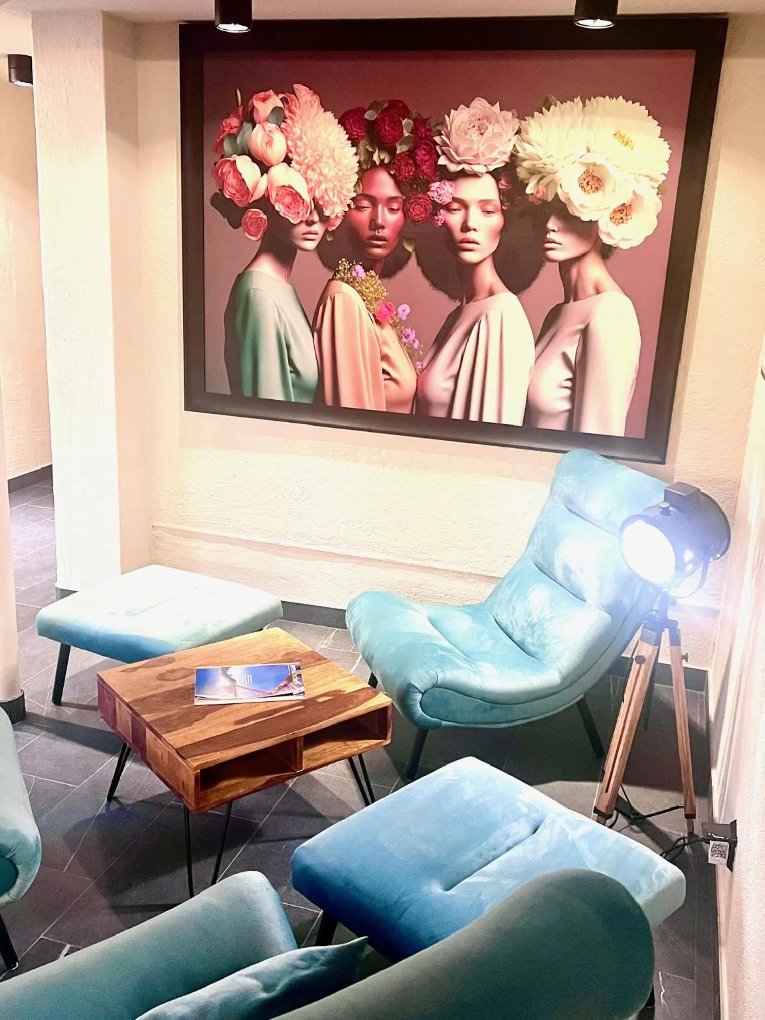 Seating area in Wellness Aparthotel "Lechlife" incl Pool - 400m zum LIFT