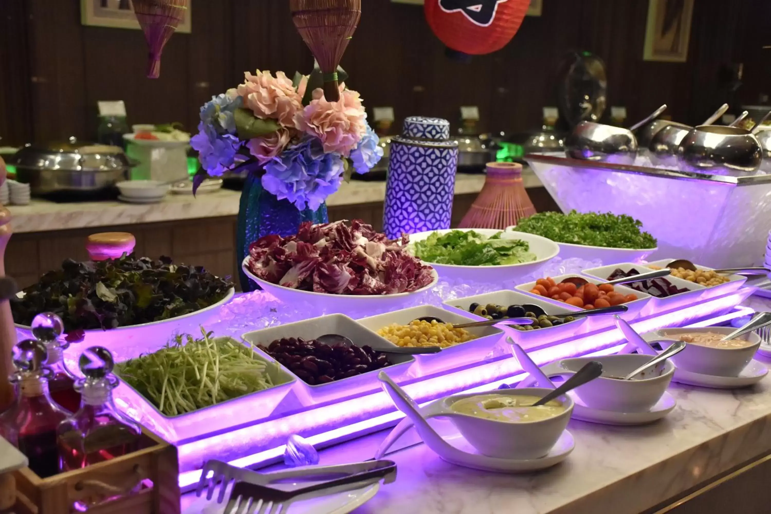 Food in Al Meroz Hotel Bangkok - The Leading Halal Hotel