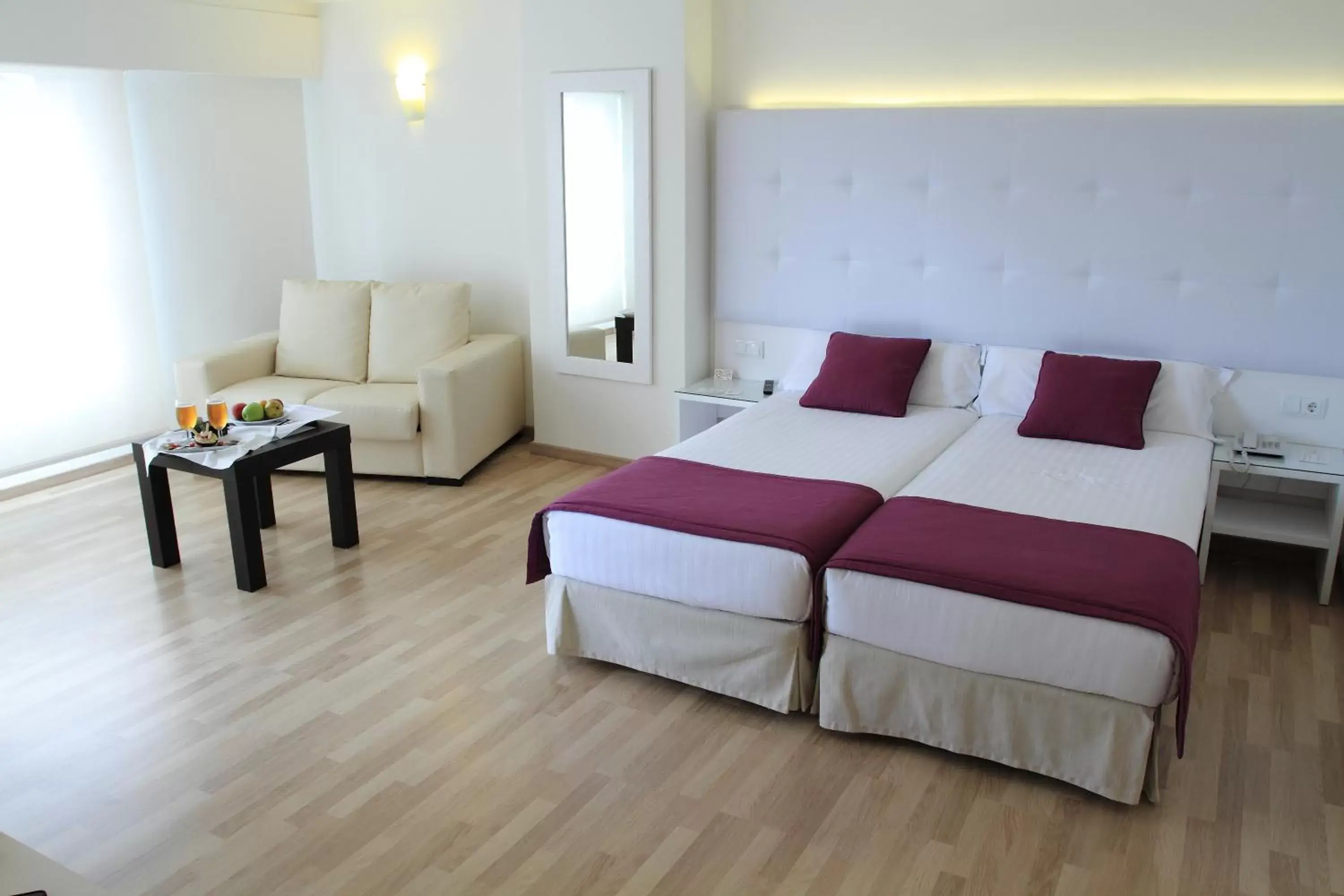Bed in Hotel Albahia Alicante