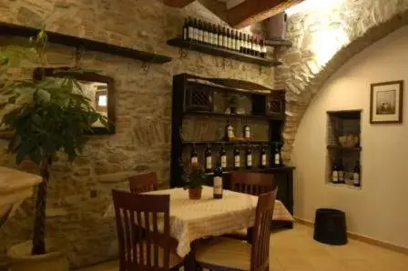 Lounge or bar, Dining Area in Palazzo dei Poeti