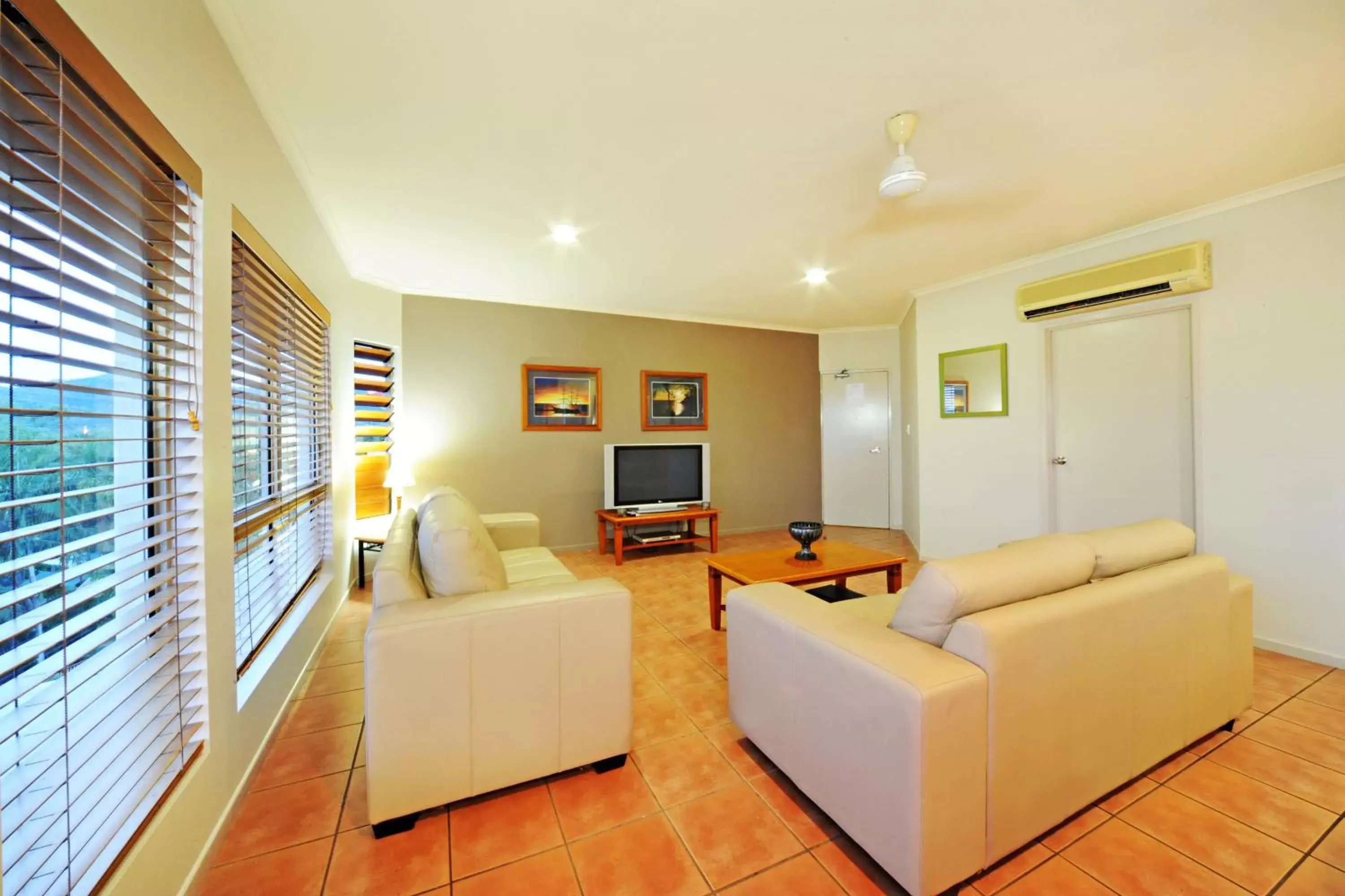 Living room, Seating Area in at Boathaven Bay Holiday Apartments