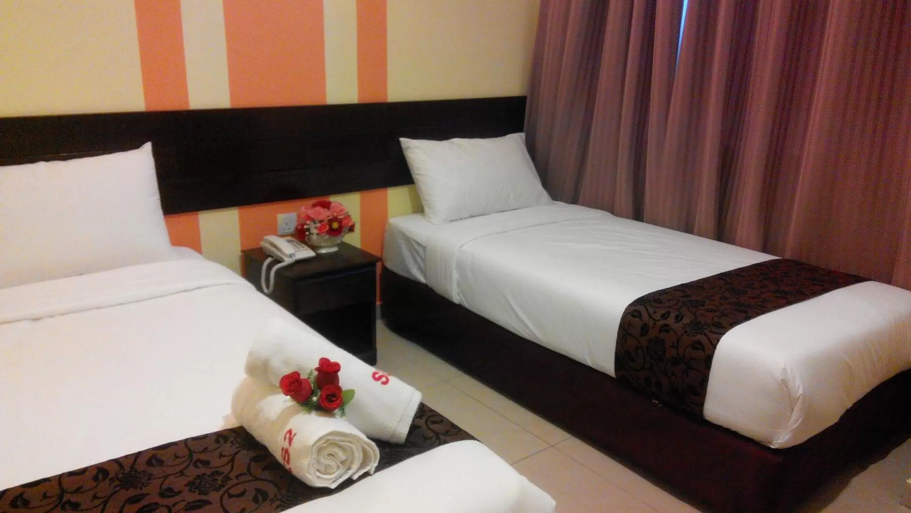 bunk bed, Room Photo in Sun Inns Hotel Pasir Penambang (KS Botanic)
