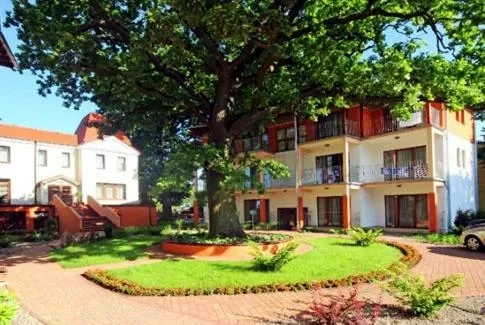 Property building in Rezydencja 5 Dębów