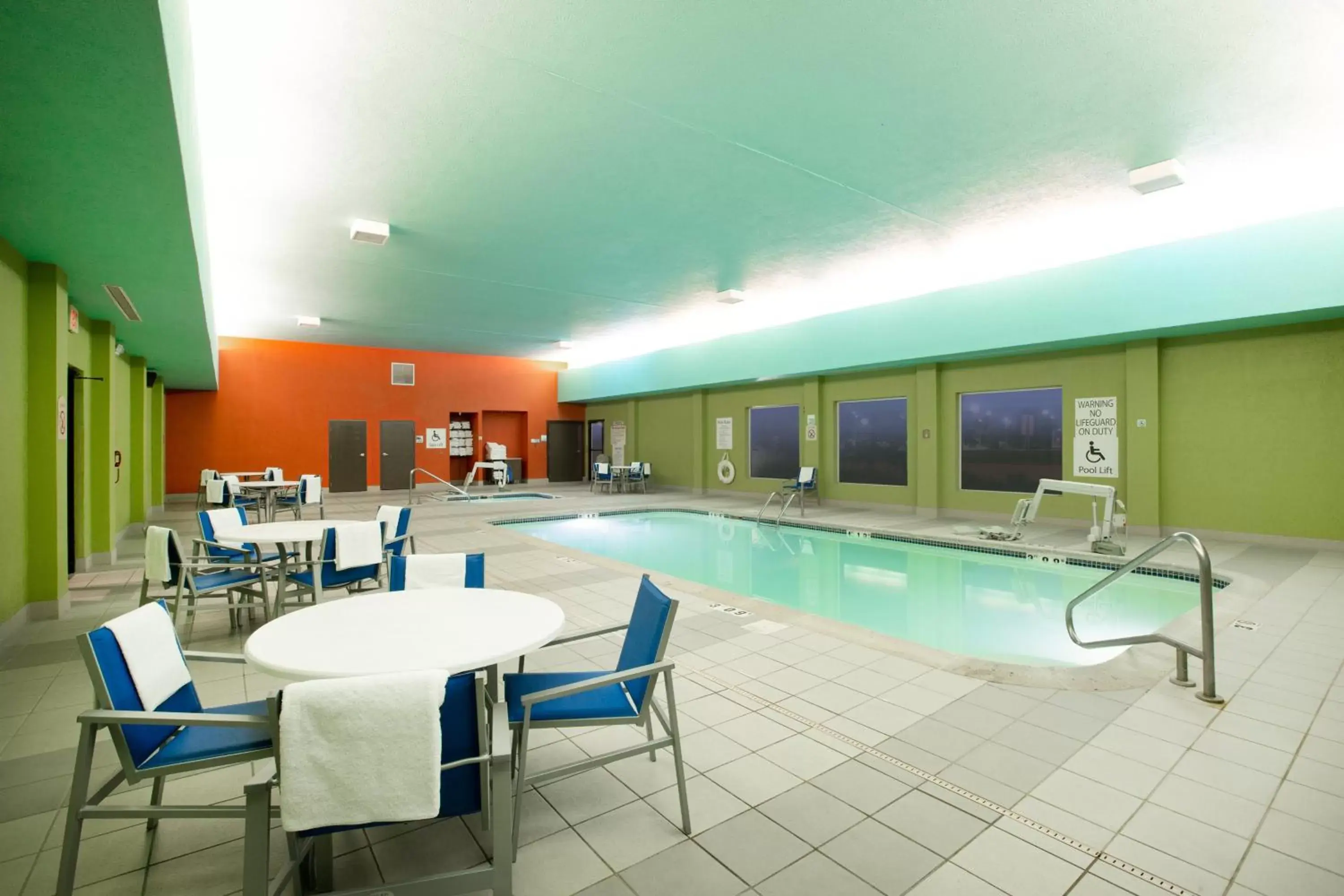 Swimming Pool in Holiday Inn Express Hotel & Suites Columbus, an IHG Hotel