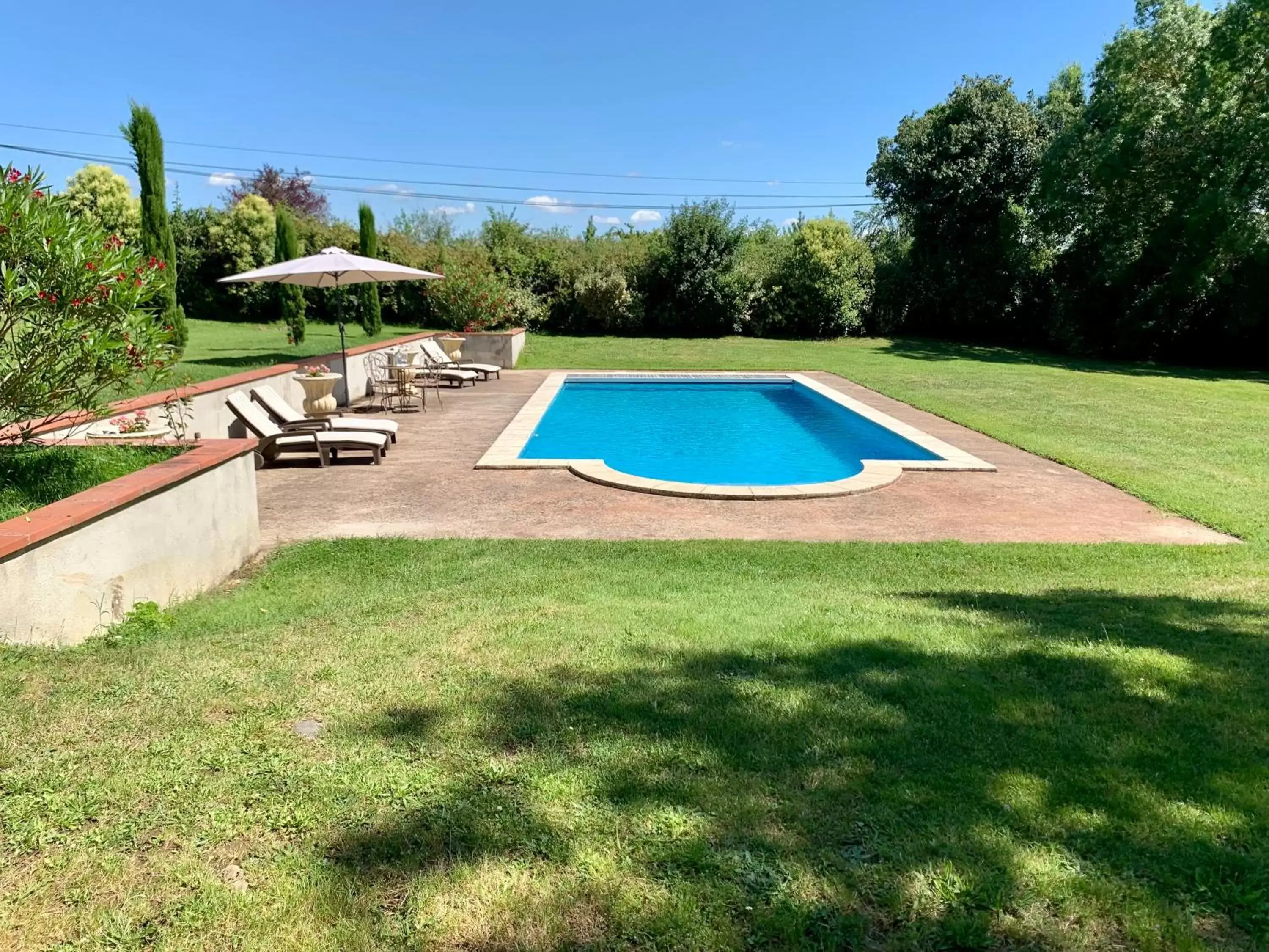 Swimming Pool in Château Ratou