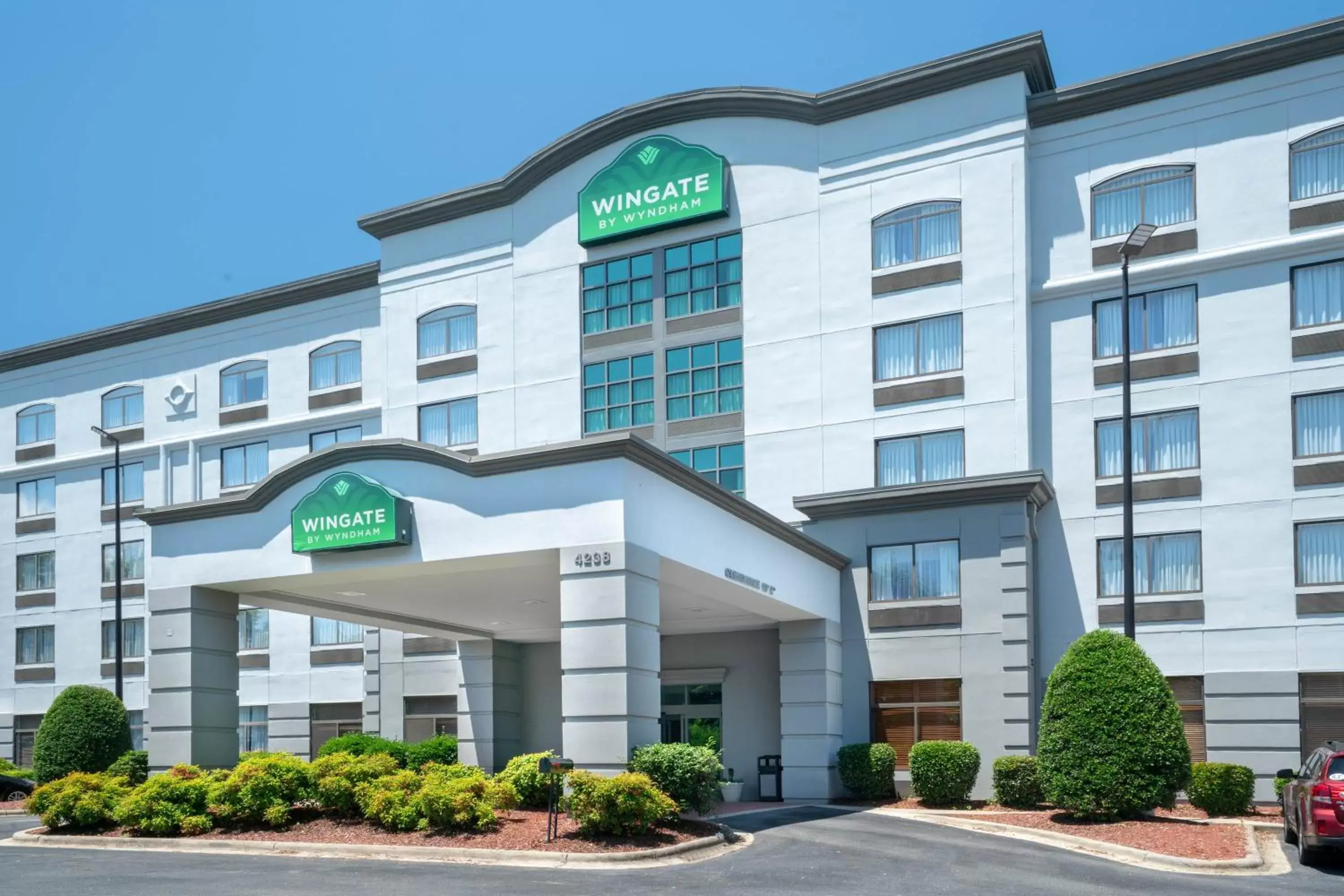 Property Building in Wingate by Wyndham Charlotte Airport