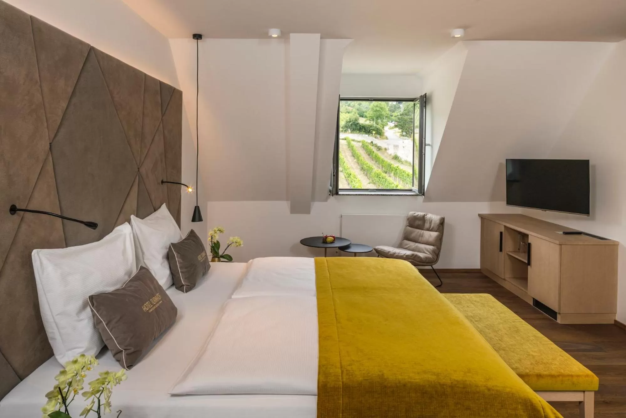 Bed in Hotel Turmhof