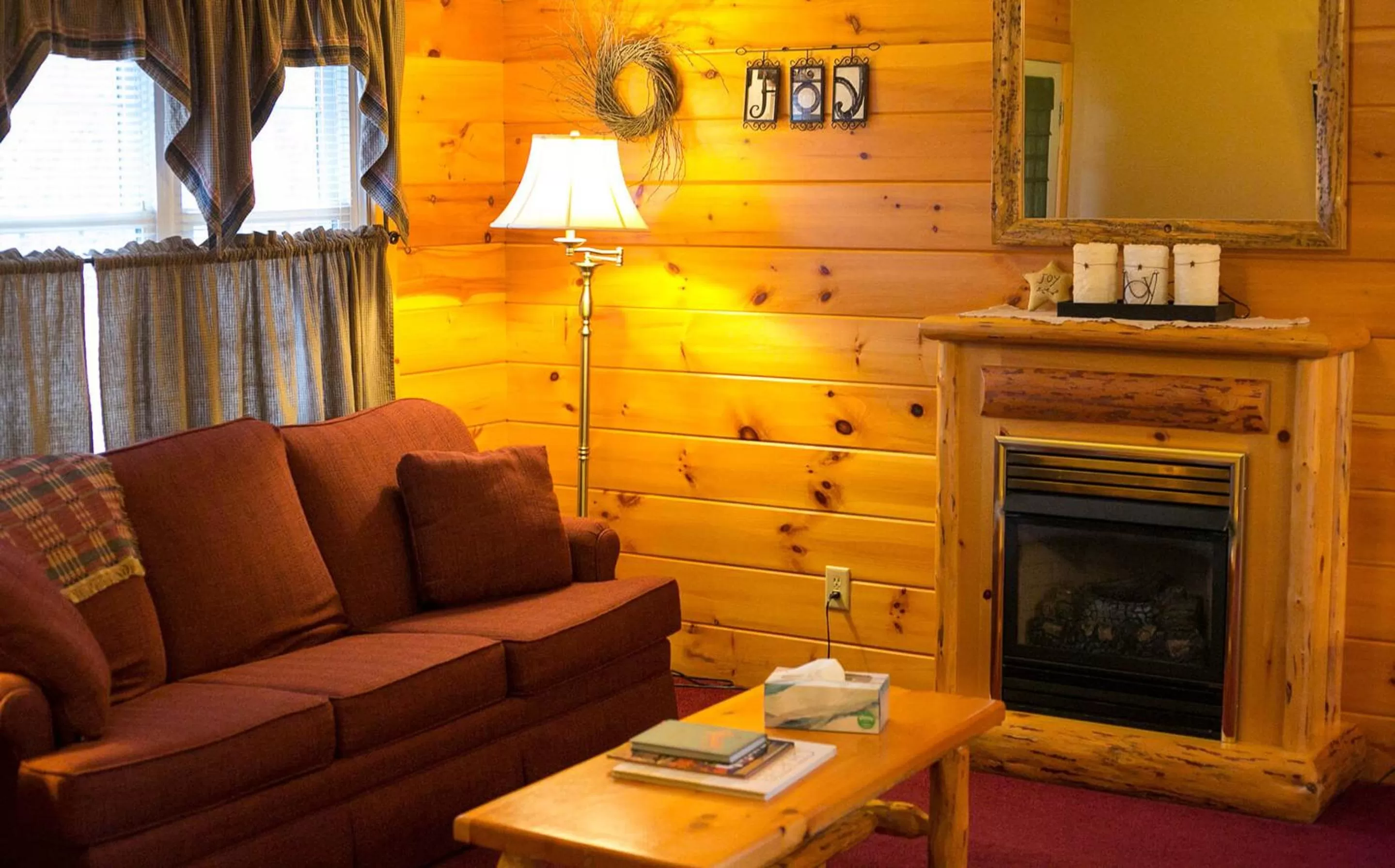 Living room in Blessing Lodge by Amish Country Lodging