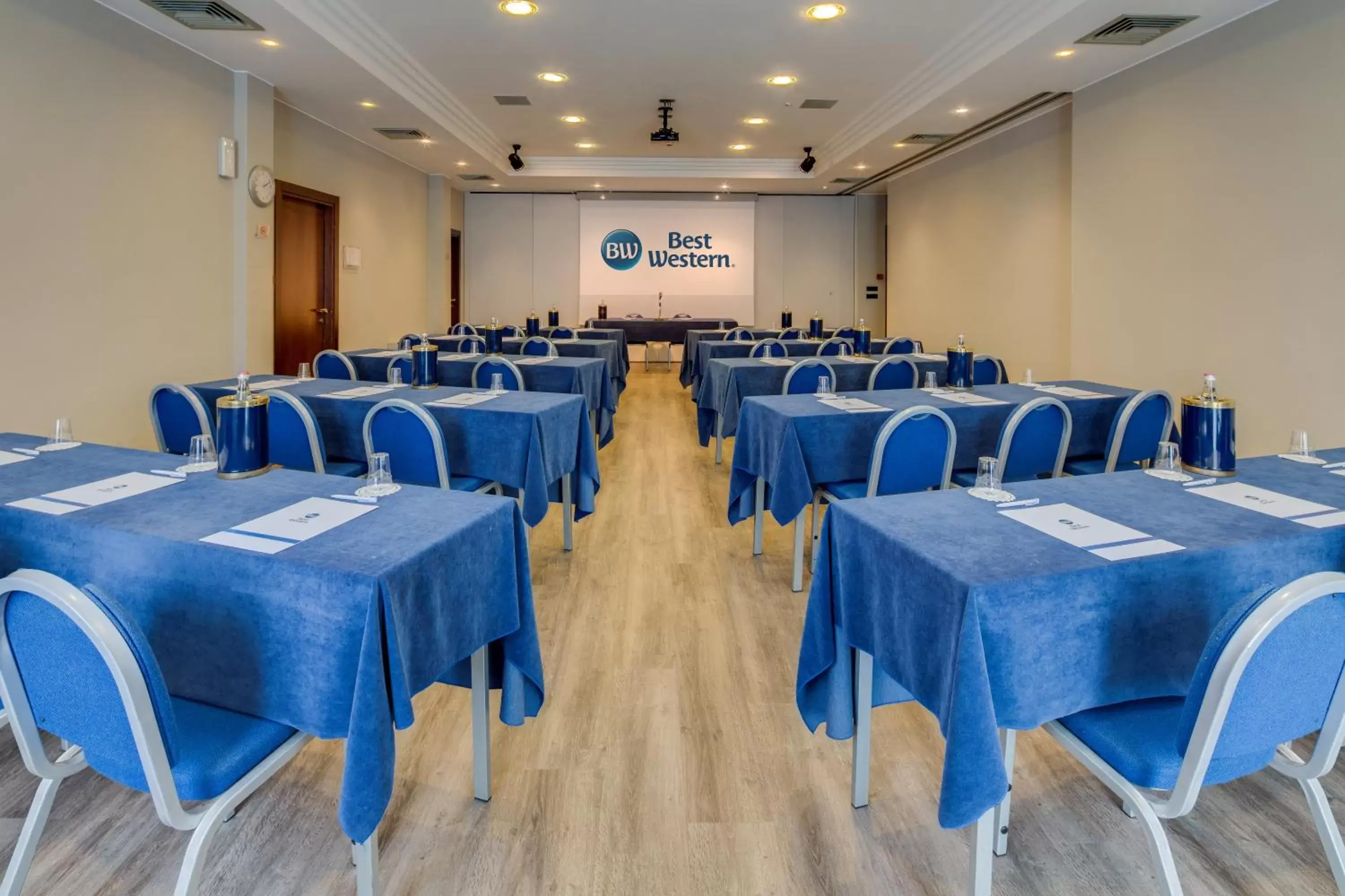 Meeting/conference room in Best Western Hotel Turismo