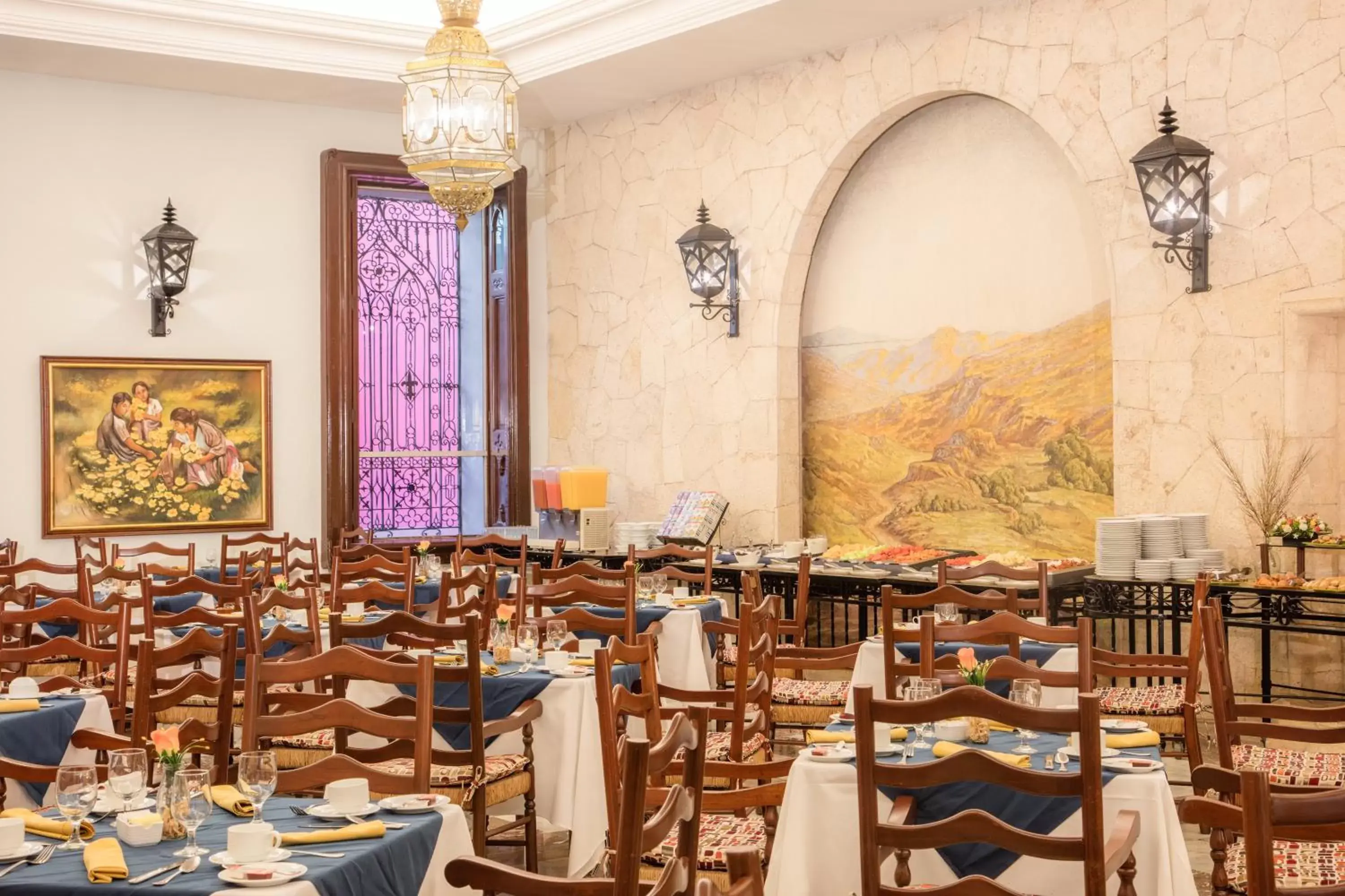 Restaurant/Places to Eat in Gamma Merida El Castellano