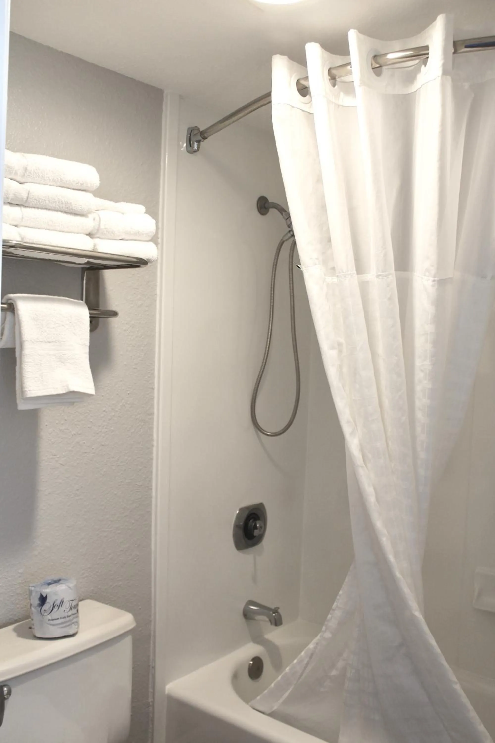 Bathroom in Vivo Living Kissimmee West