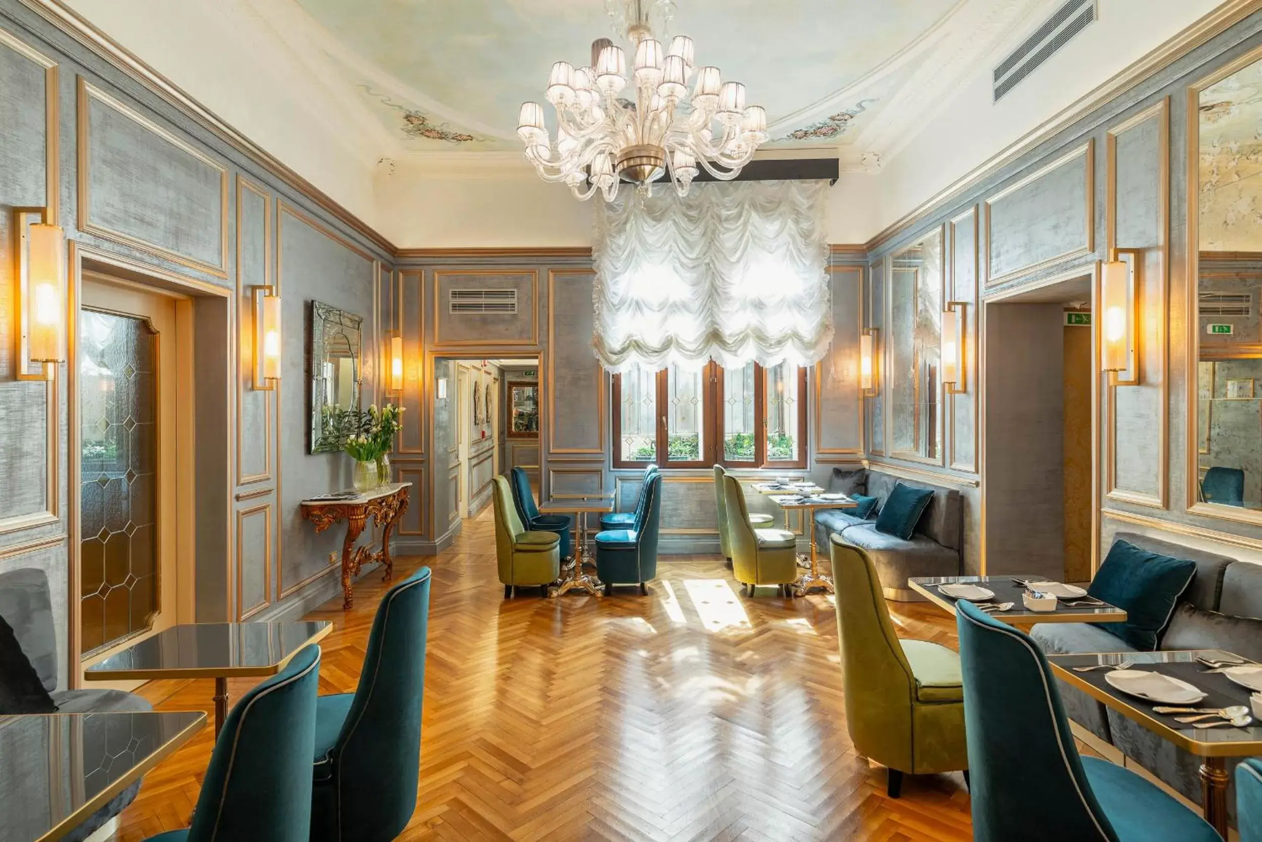 Lounge or bar, Restaurant/Places to Eat in Hotel Antico Doge - a Member of Elizabeth Hotel Group