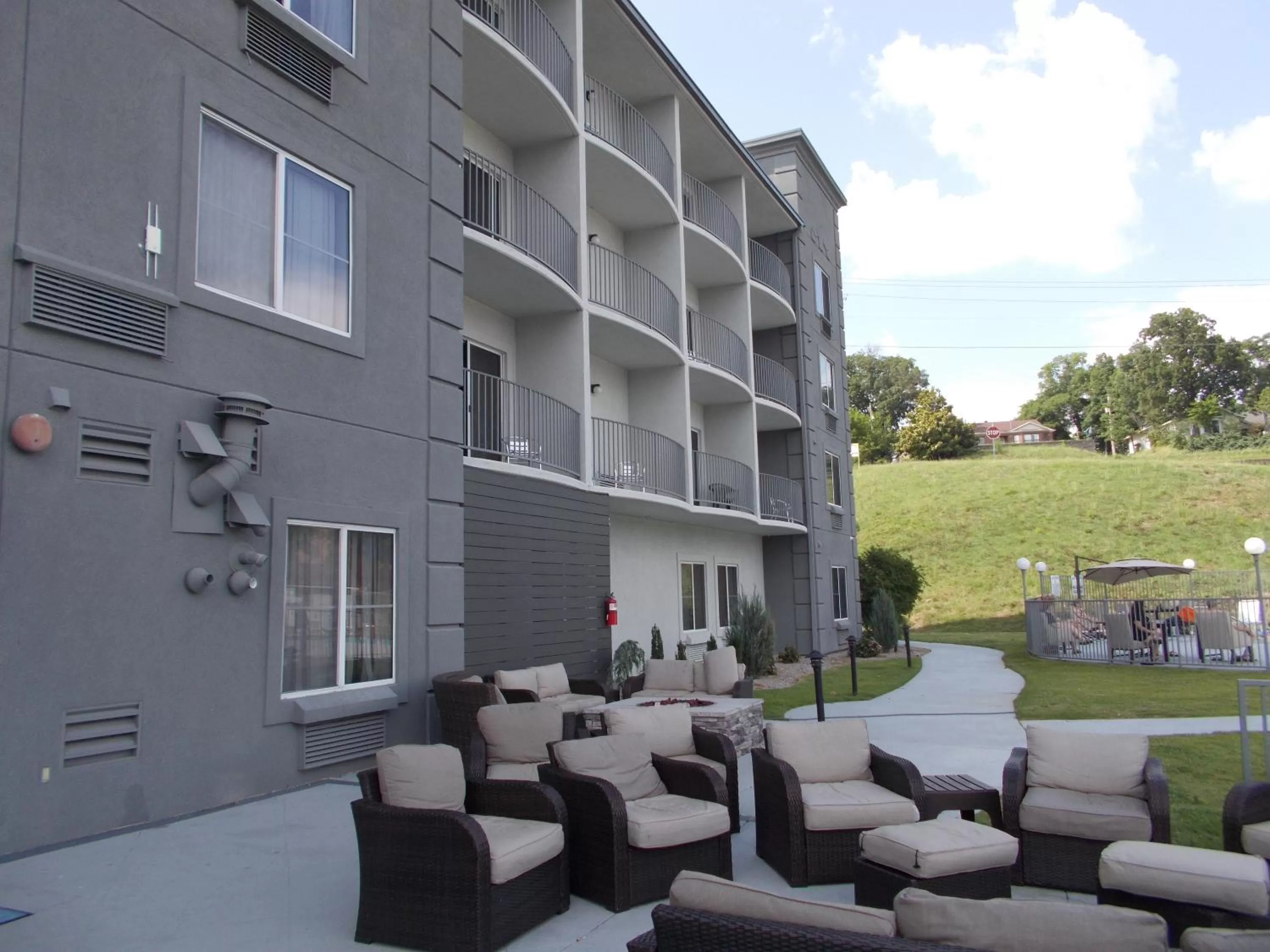 Property building in Baymont on the lake by Wyndham Hot Springs