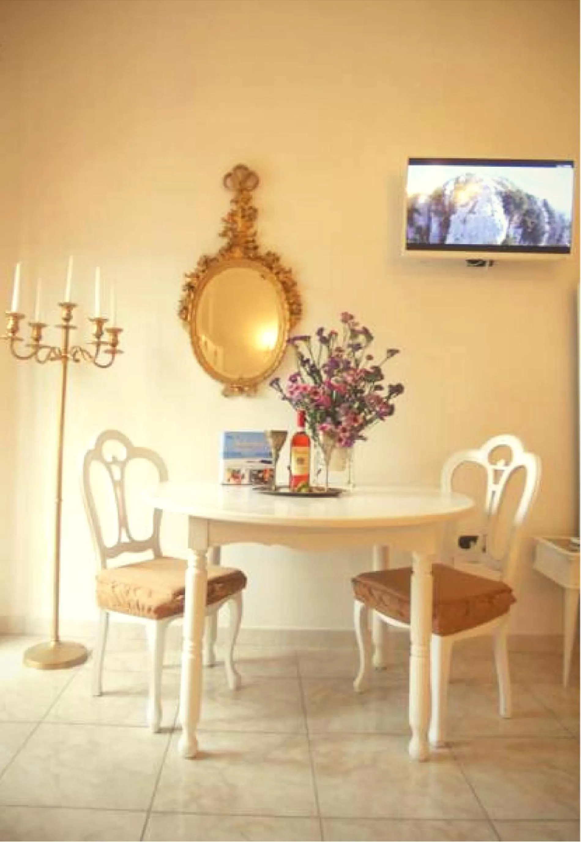 Food and drinks in ZO. NE. Baroque B&B