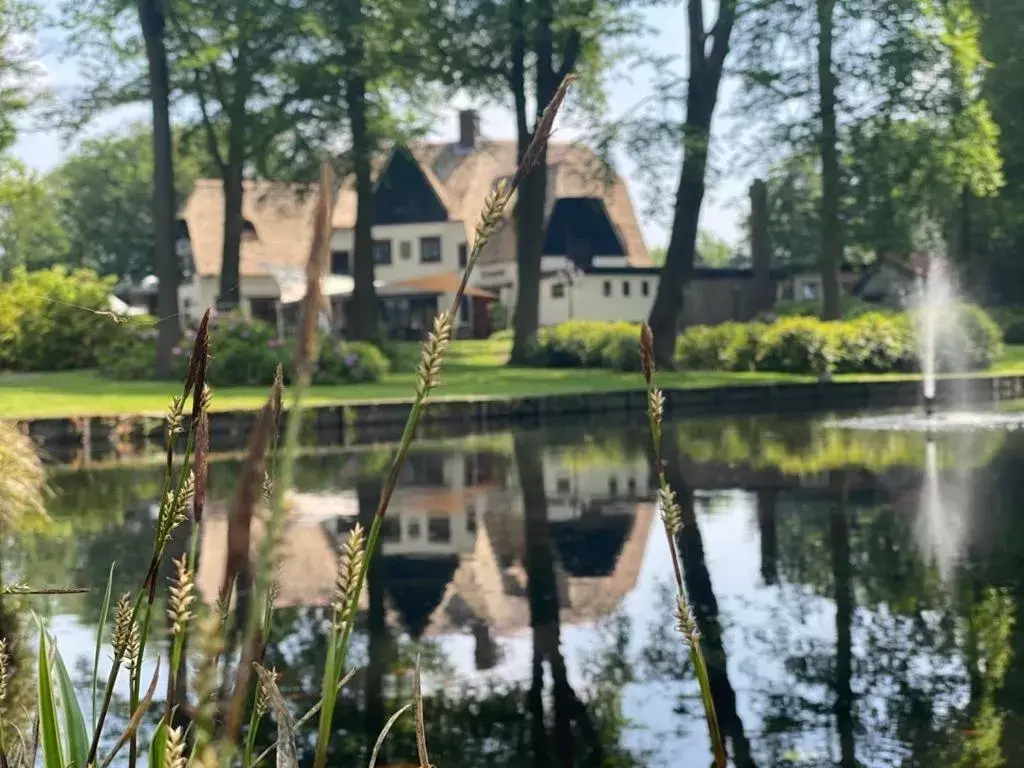 Garden view, Property Building in Huize Hölterhof Wellness Hotel Restaurant