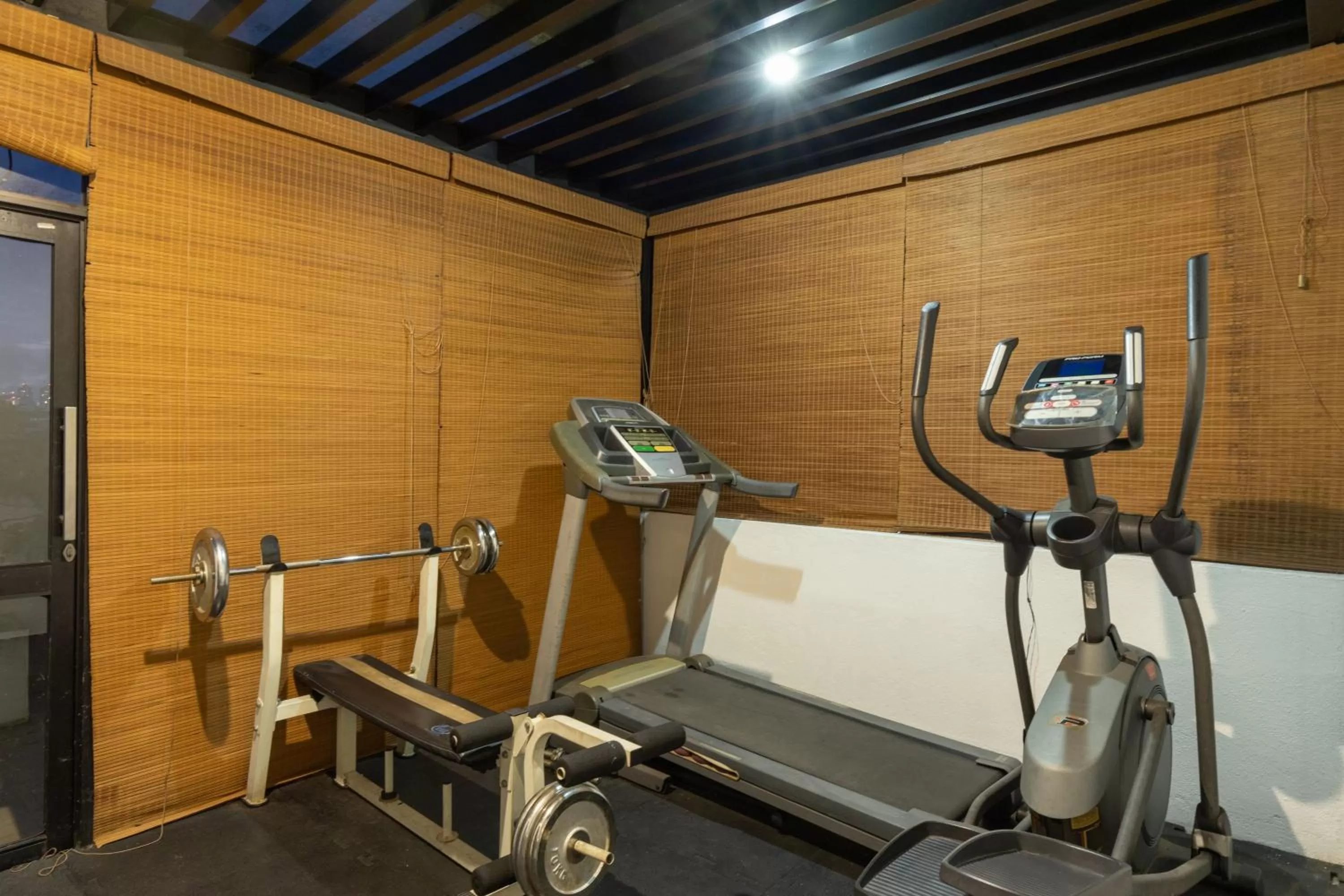 Fitness centre/facilities in Rockwell Colombo