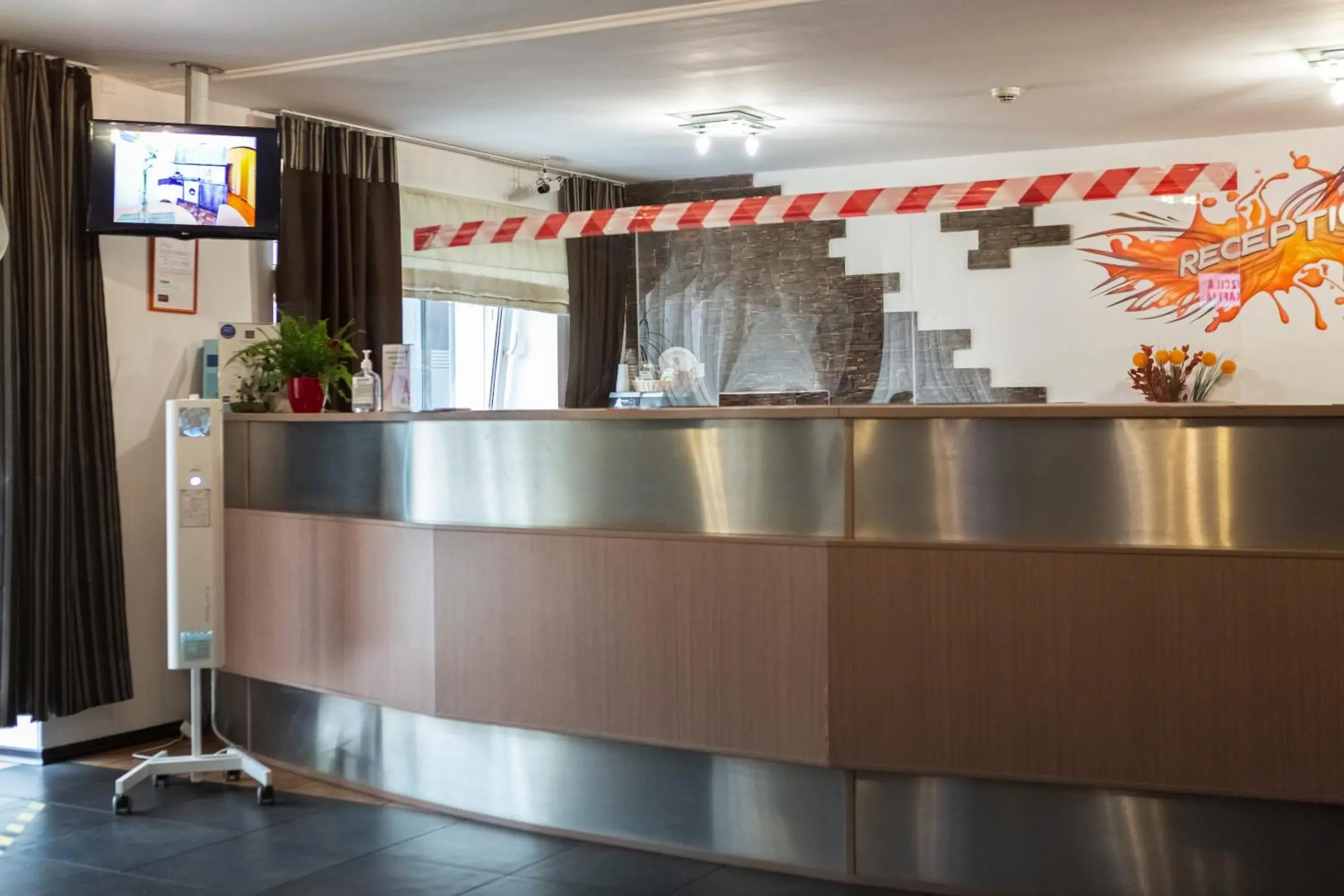 Lobby or reception, Lobby/Reception in Apart Hotel Tomo FREE PARKING