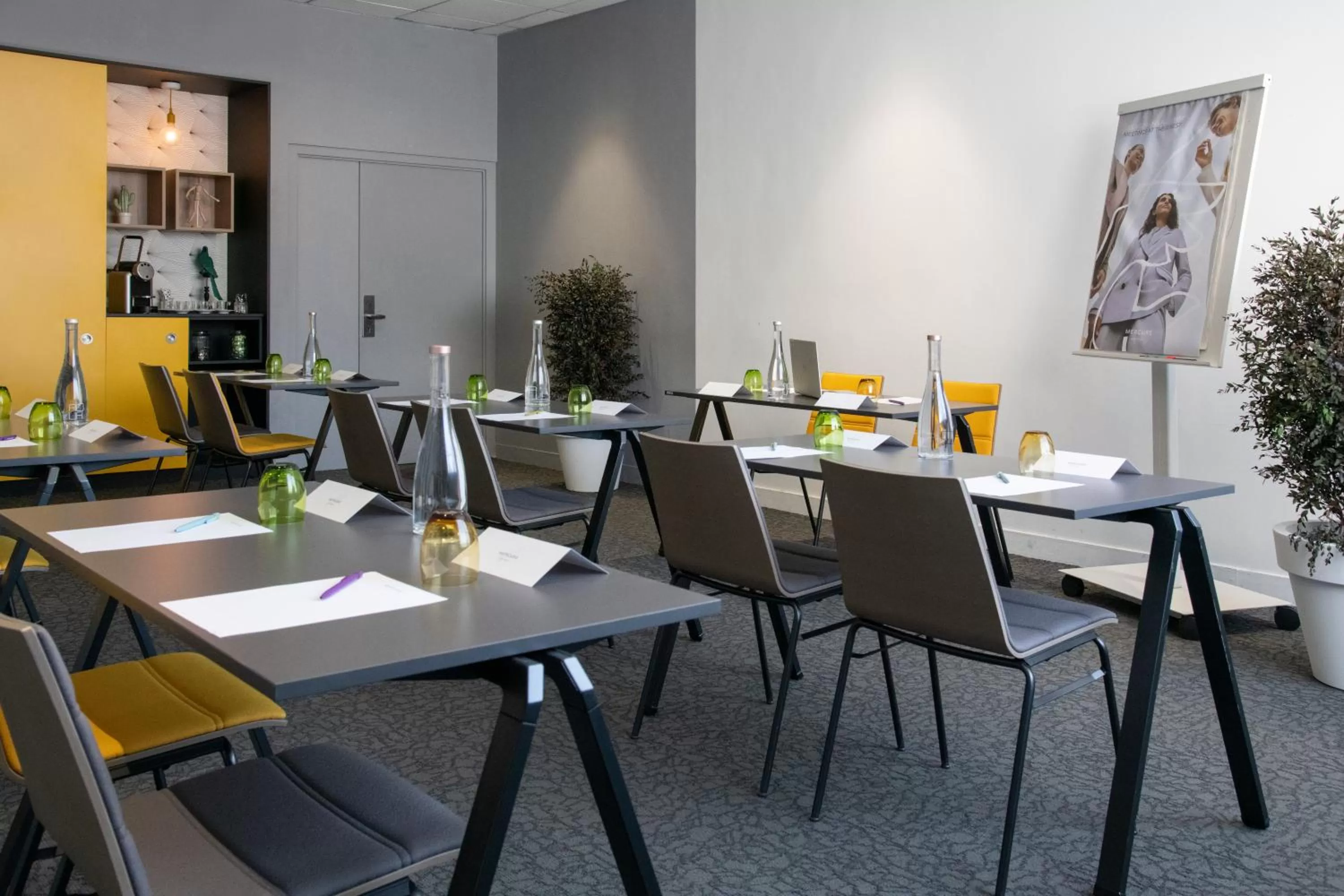 Meeting/conference room in Mercure Hyères Centre Côte d'Azur