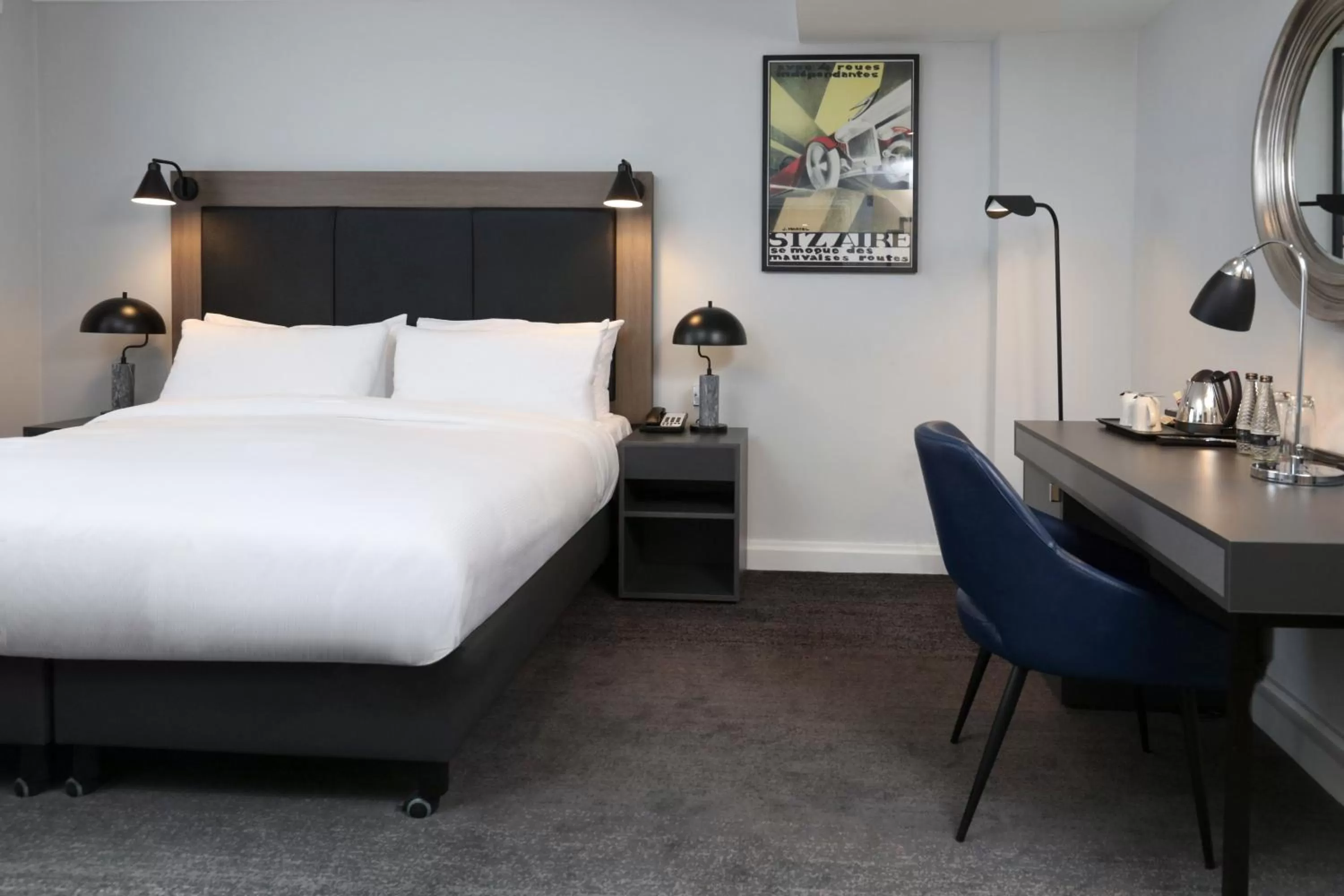 Bed in The Queens Hotel