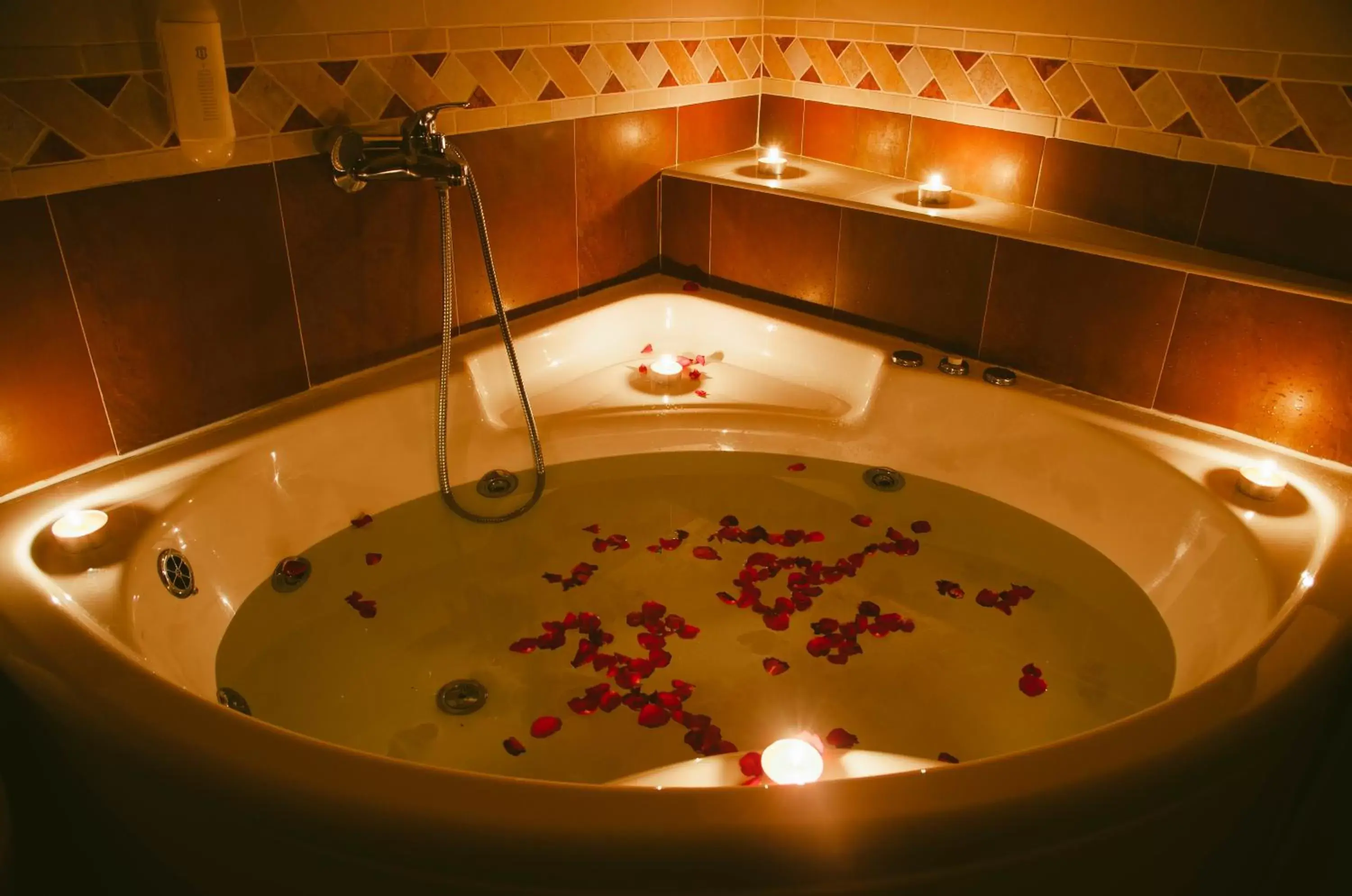 Bathroom in Dolce Vita Suites Boutique