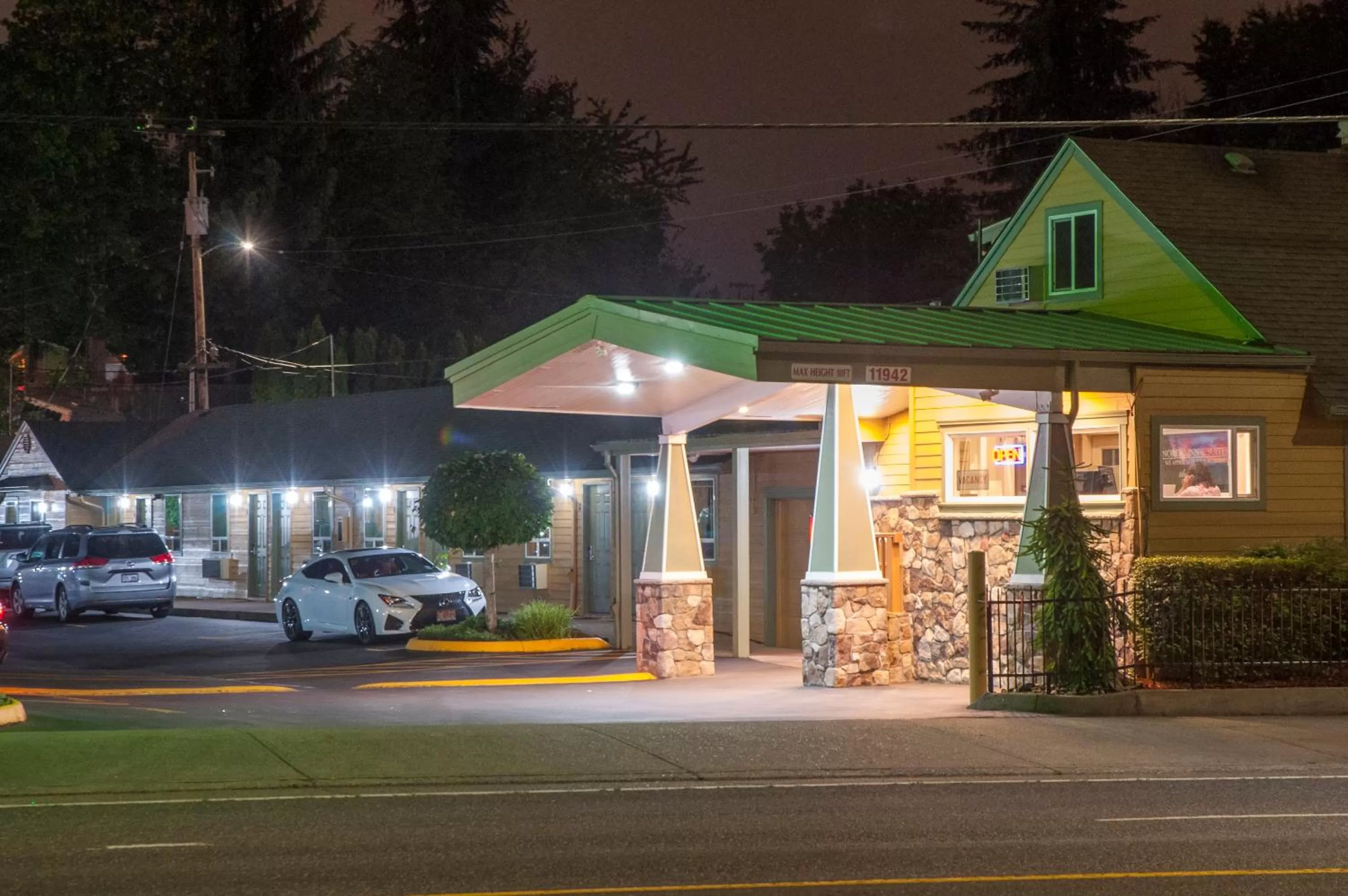 Nordic Inn and Suites