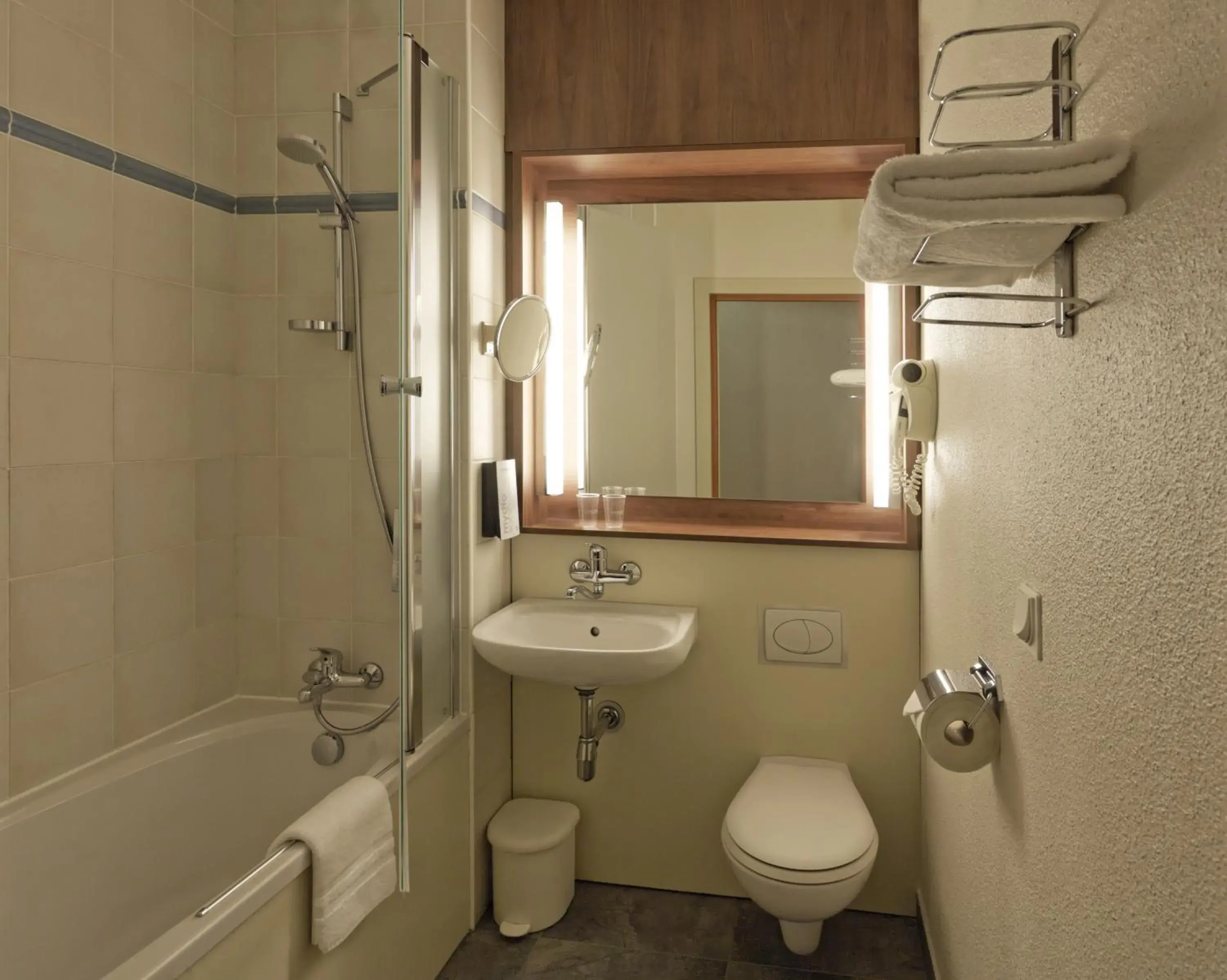 Bathroom in Campanile Hotel Wroclaw
