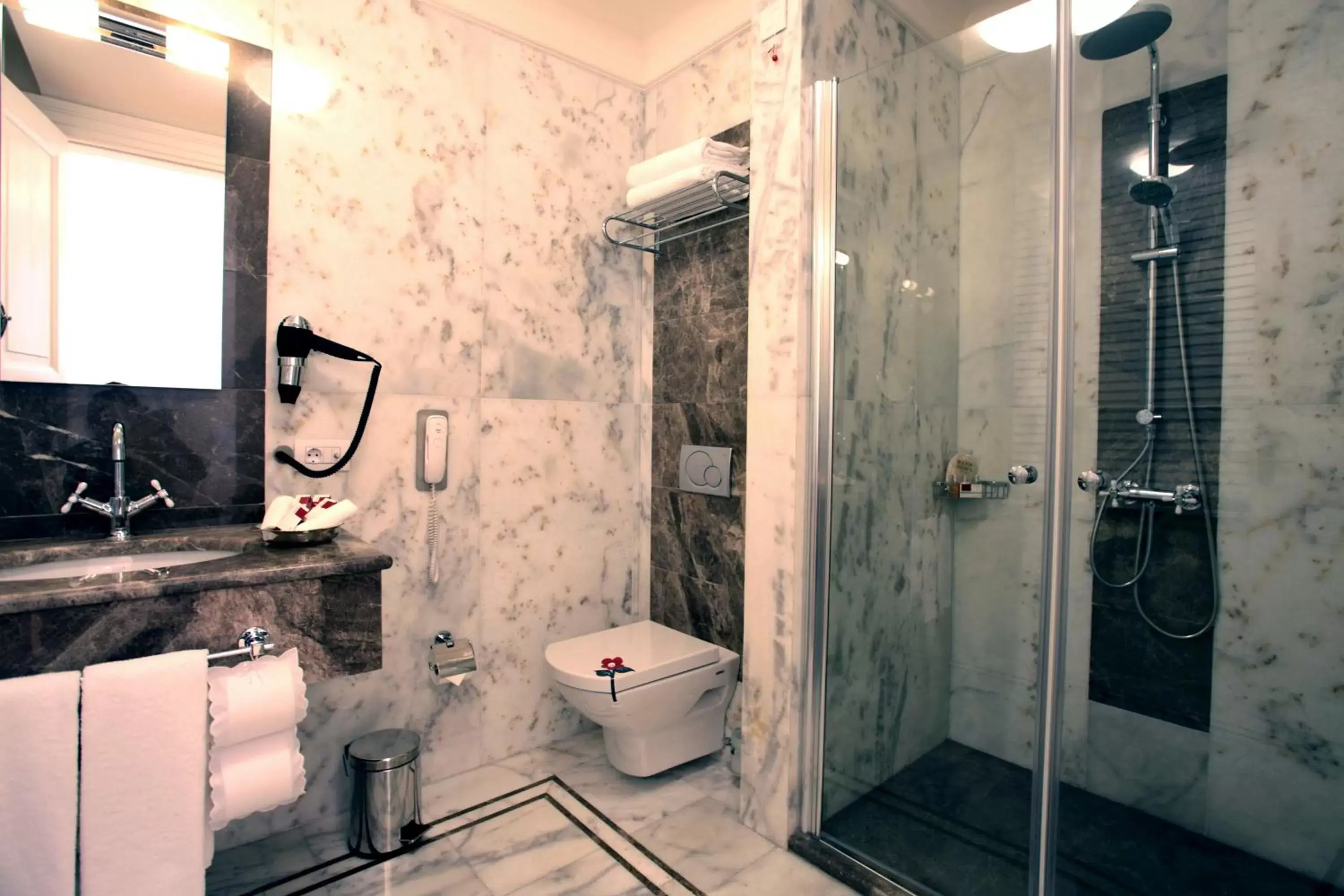 Toilet, Bathroom in Corinne Art & Boutique Hotel