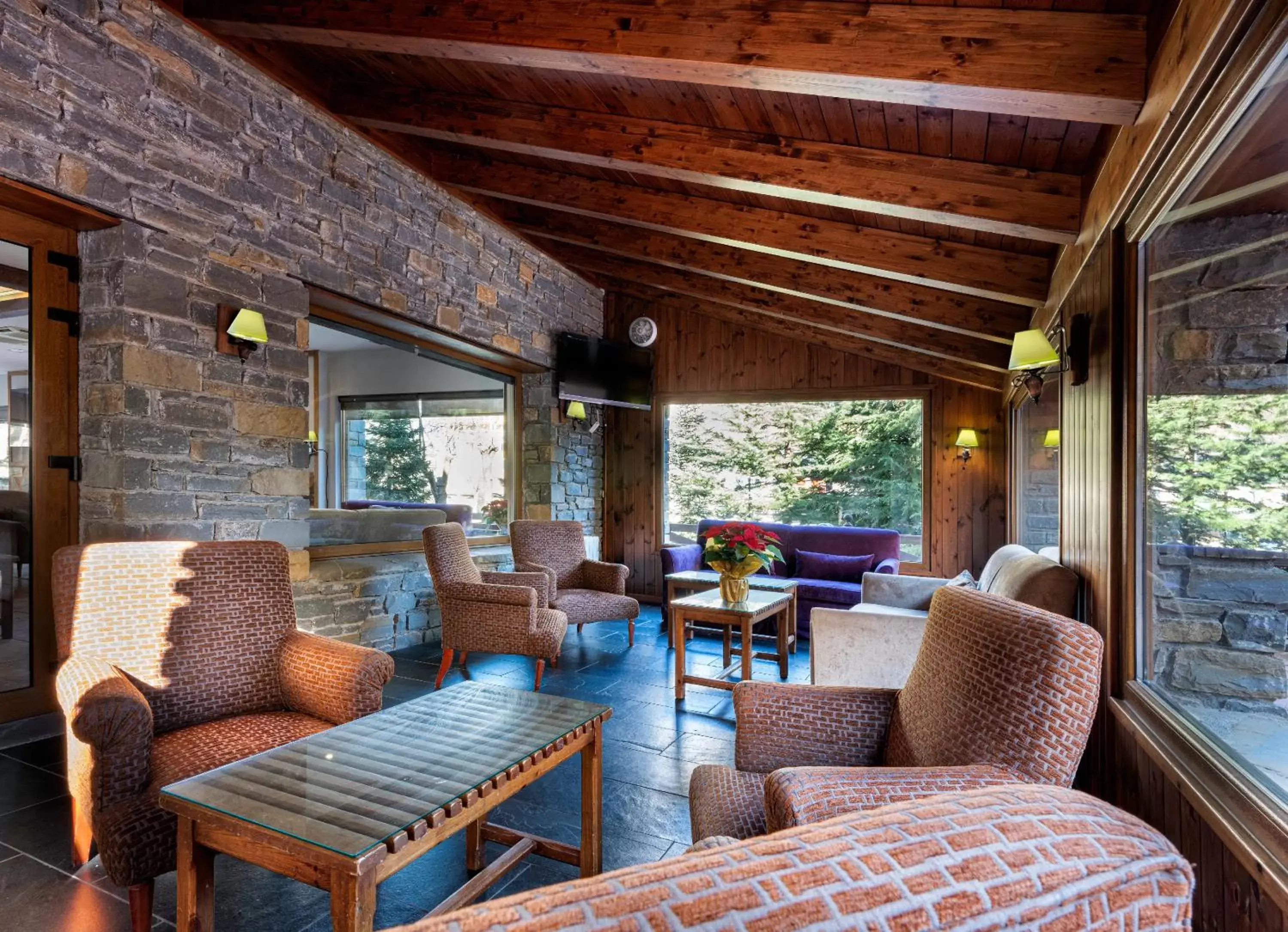 Living room, Seating Area in Hotel Vielha Baqueira, Affiliated by Meliá