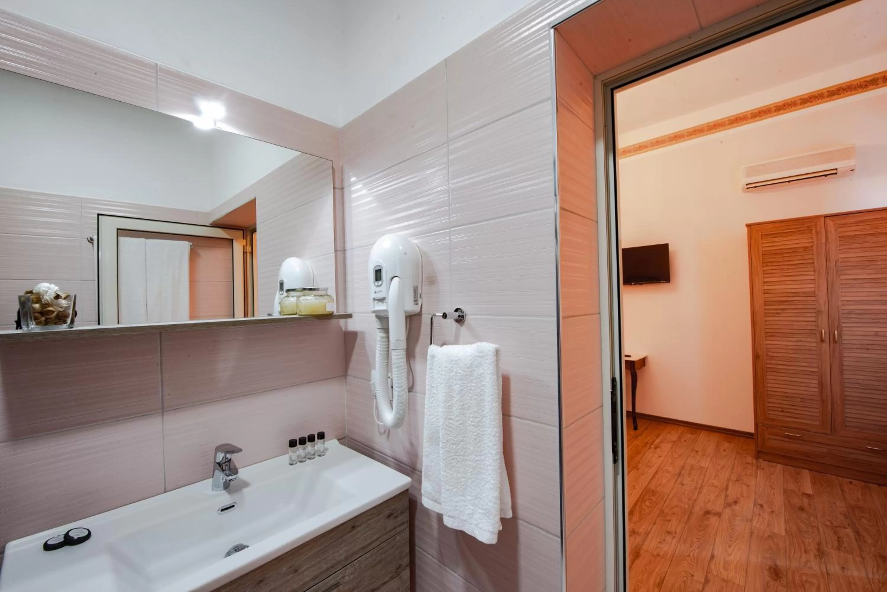 Bathroom in Hotel Loredano