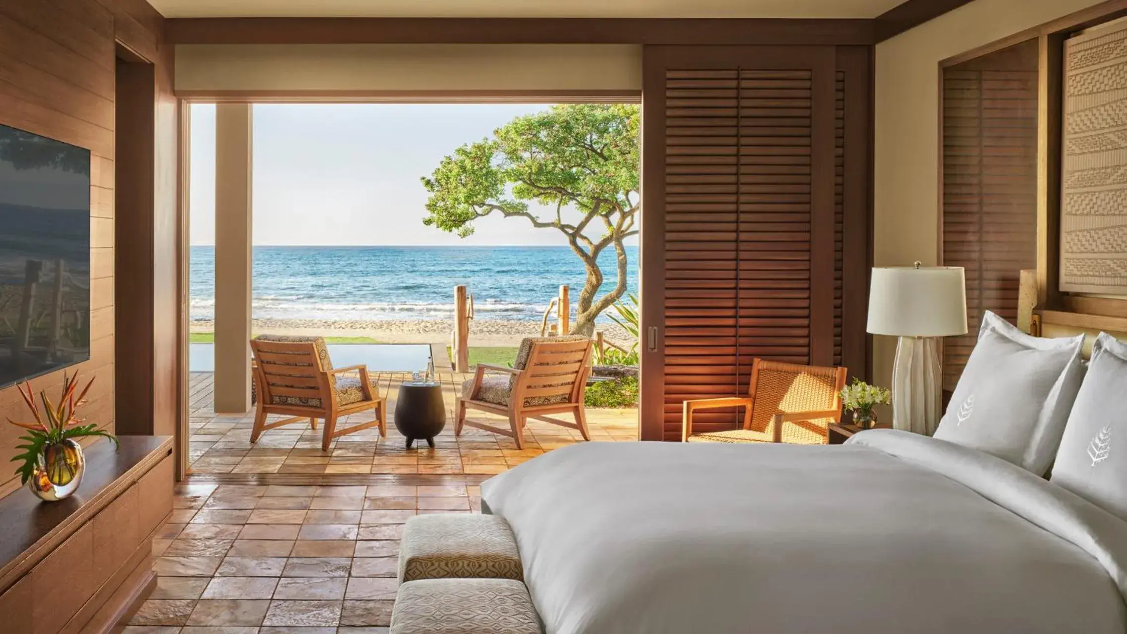 Bed in Four Seasons Resort Hualalai