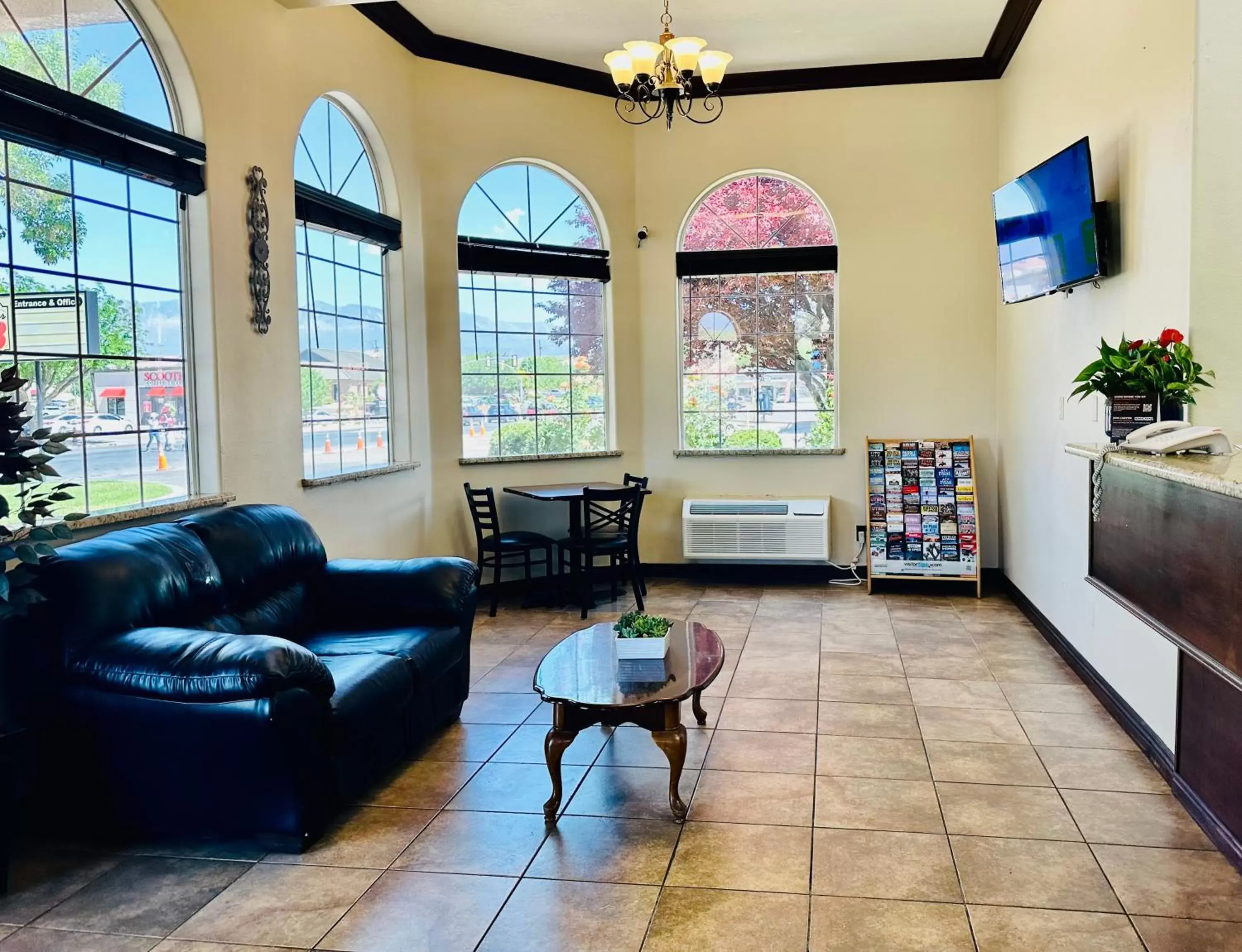 Lobby or reception in Hotel Zion Inn, Zion National Park Area Lobby or reception in Hotel Zion Inn, Zion National Park Area