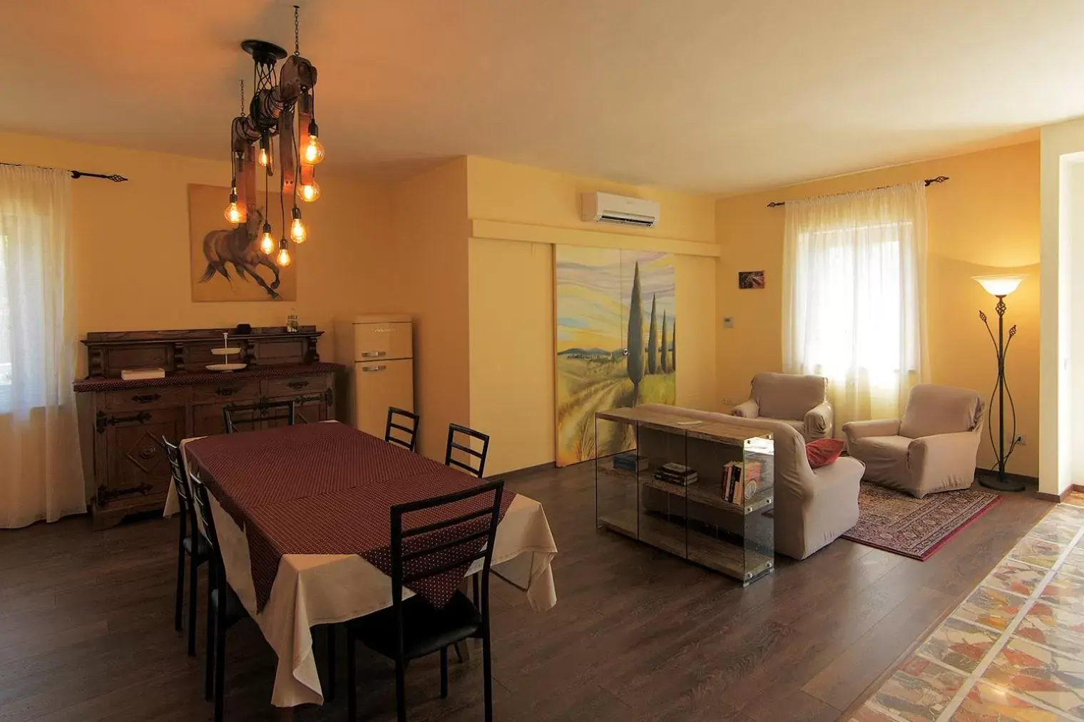 Restaurant/places to eat, Dining Area in San Paterno B&B