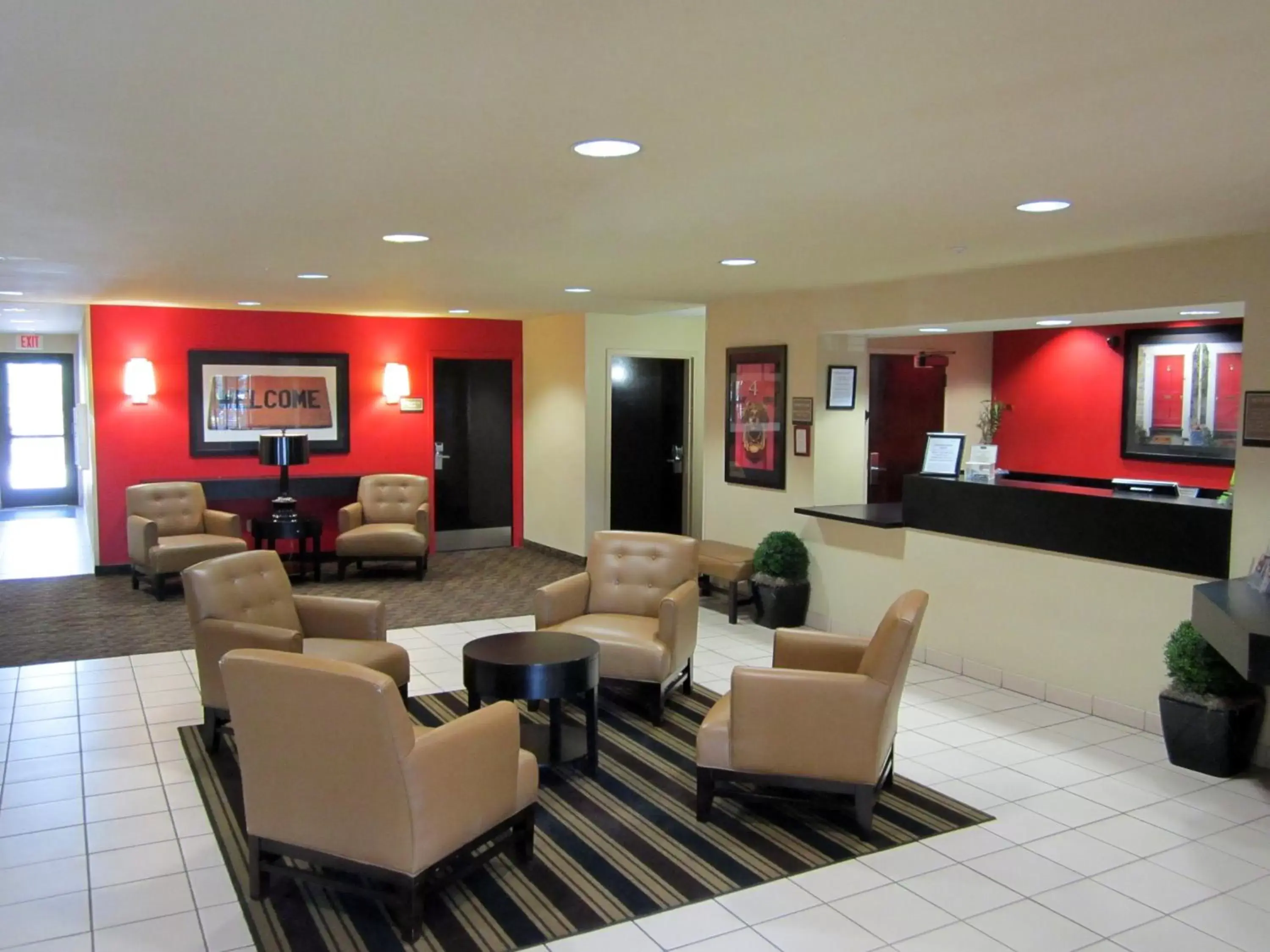 Lobby or reception, Lobby/Reception in Extended Stay America Suites - Orange County - Katella Ave