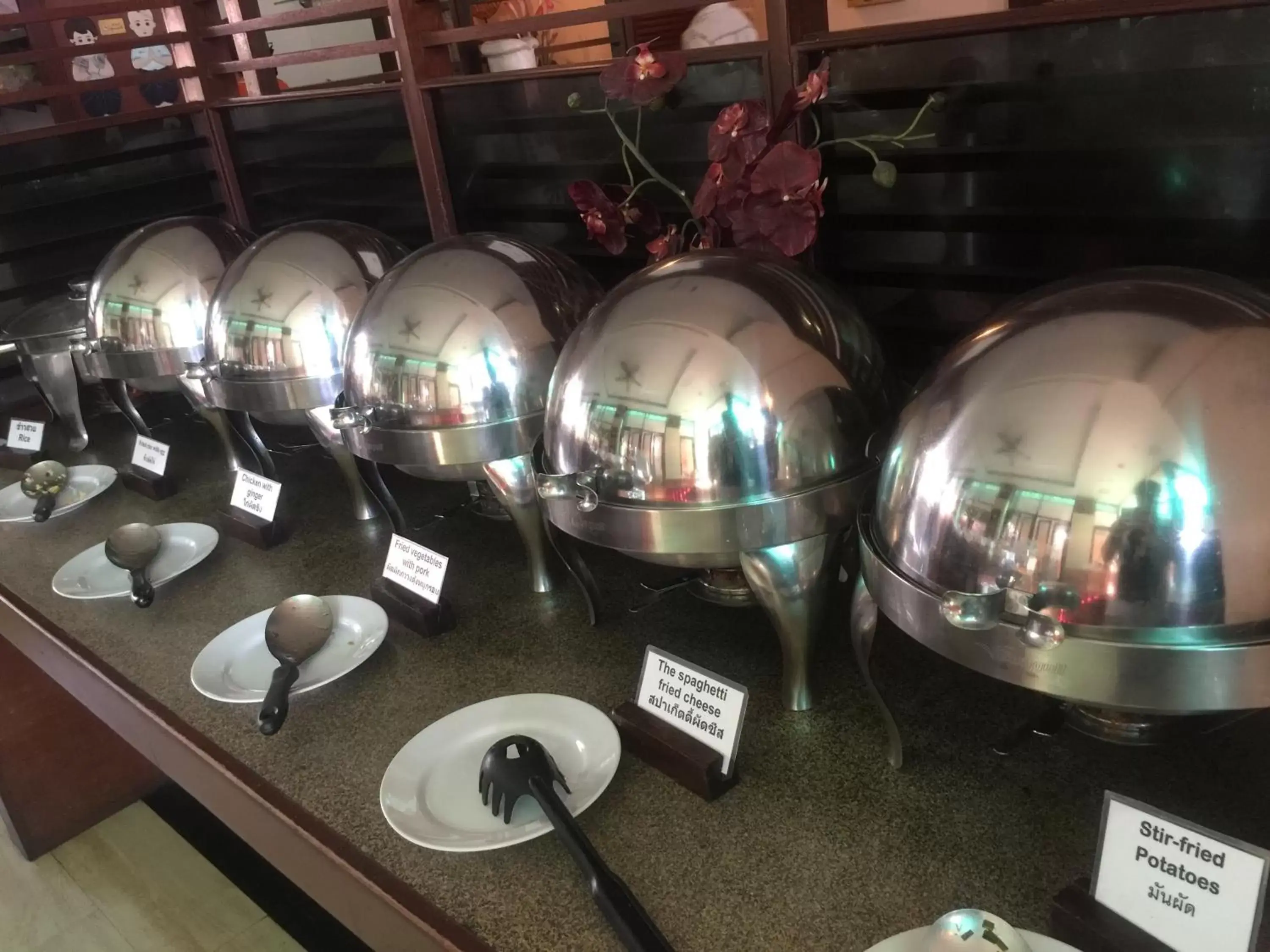 Restaurant/places to eat in Wannara Hotel Hua Hin Restaurant/places to eat in Wannara Hotel Hua Hin