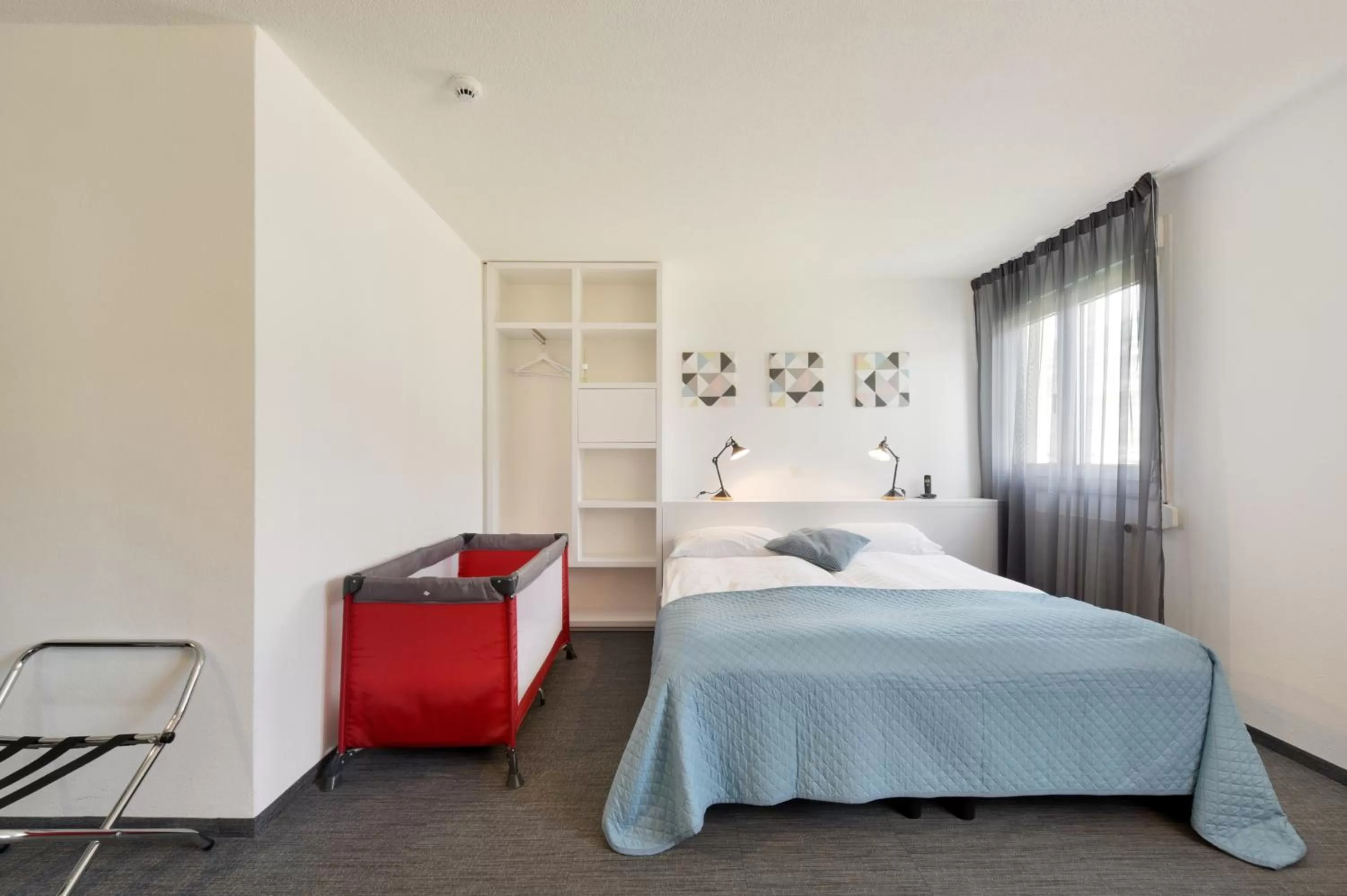 Bed in Hôtel des Mosaiques