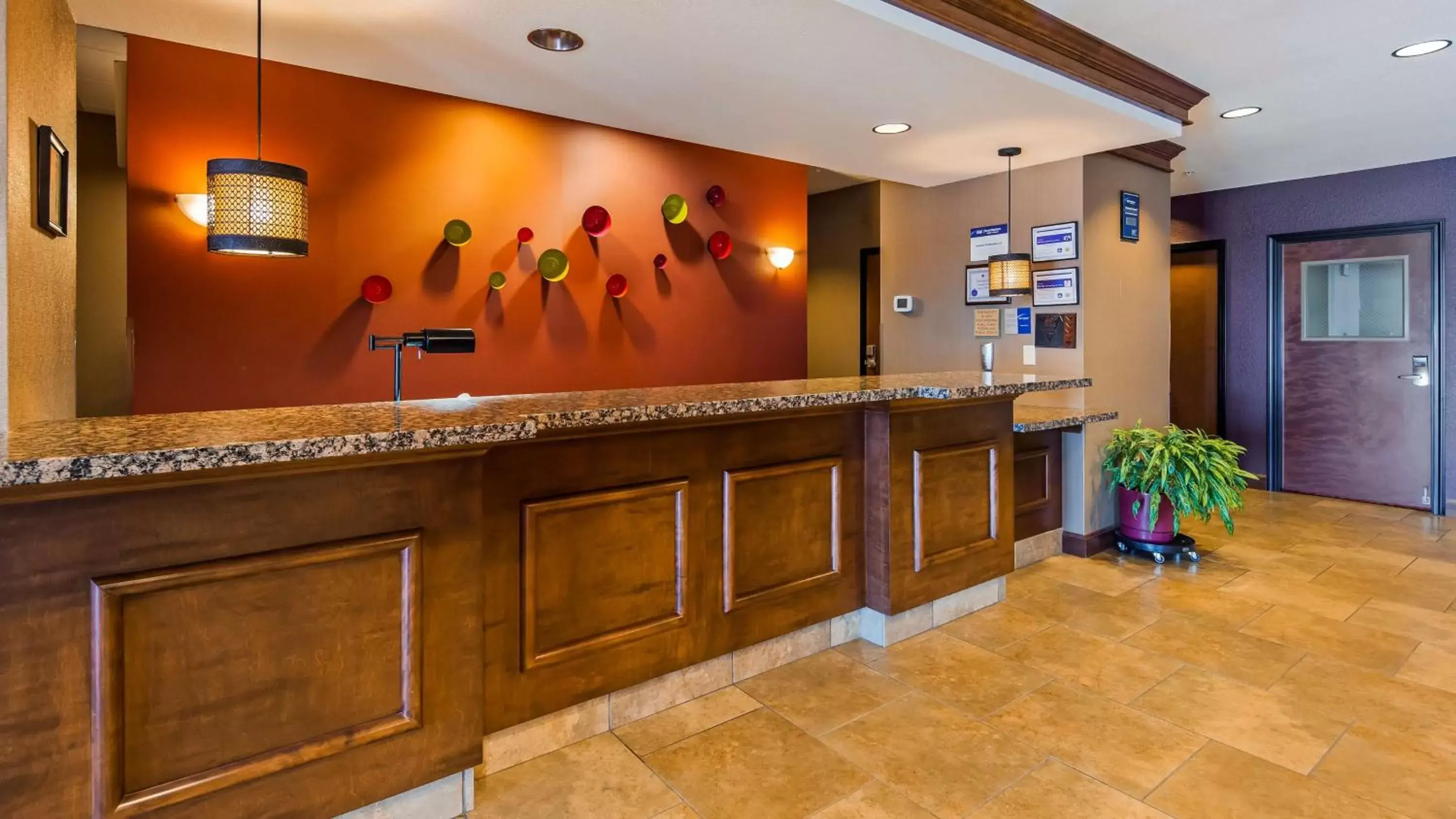 Lobby or reception in Best Western Plus Carousel Inn & Suites Burlington Lobby or reception in Best Western Plus Carousel Inn & Suites Burlington