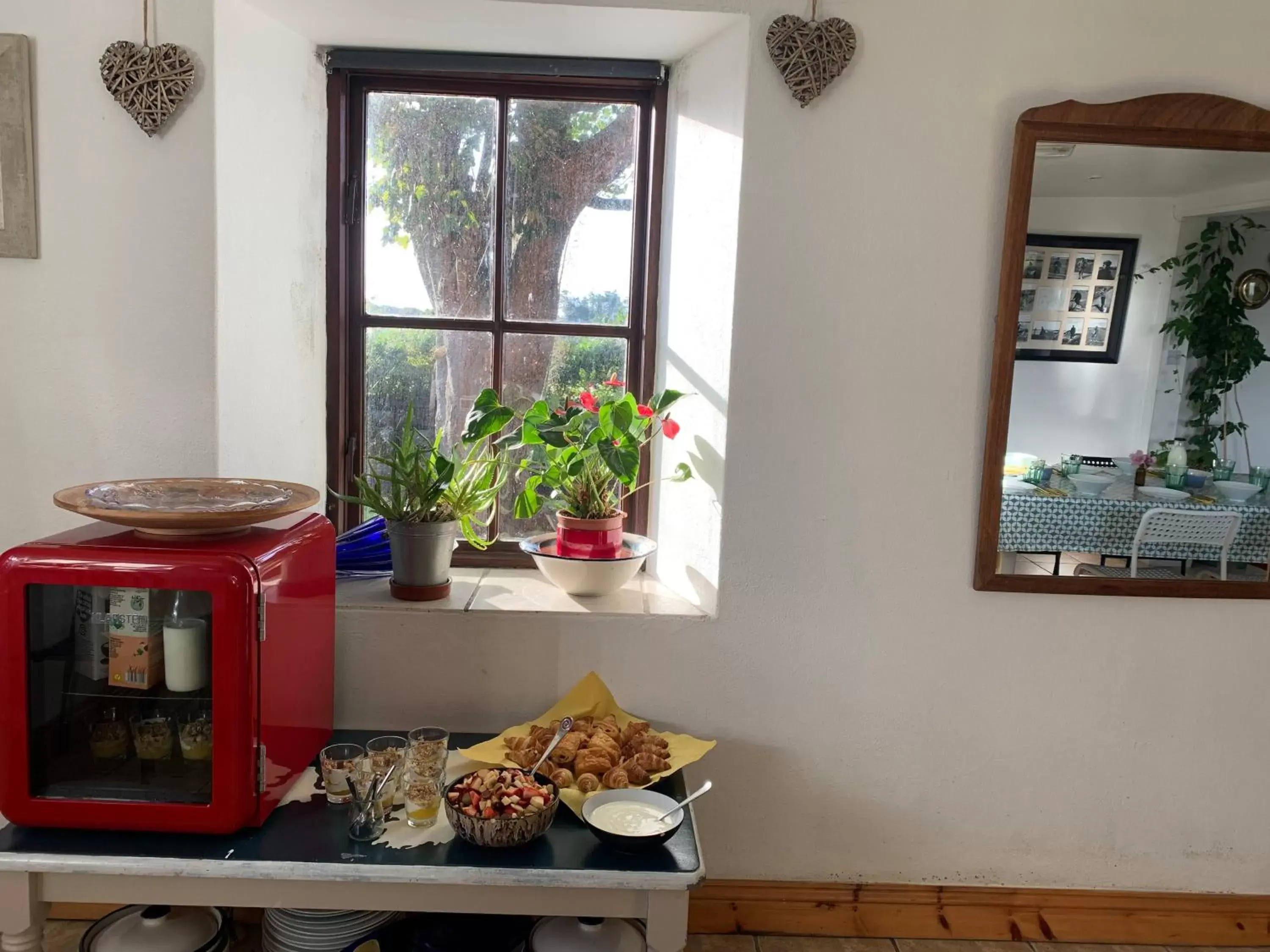 Coffee/tea facilities in Heir Island House