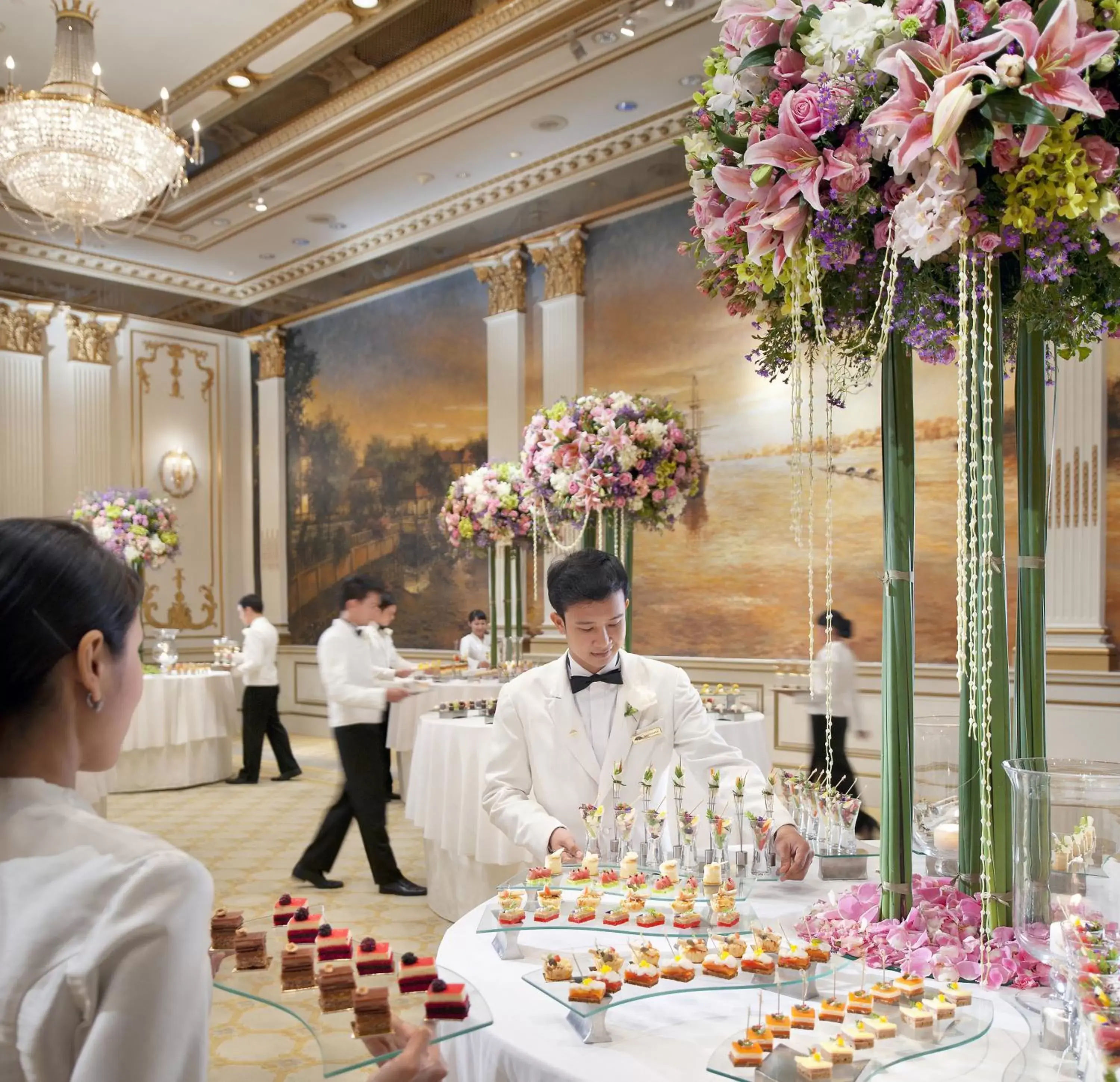 Staff, Banquet Facilities in Mandarin Oriental Bangkok - SHA Extra Plus