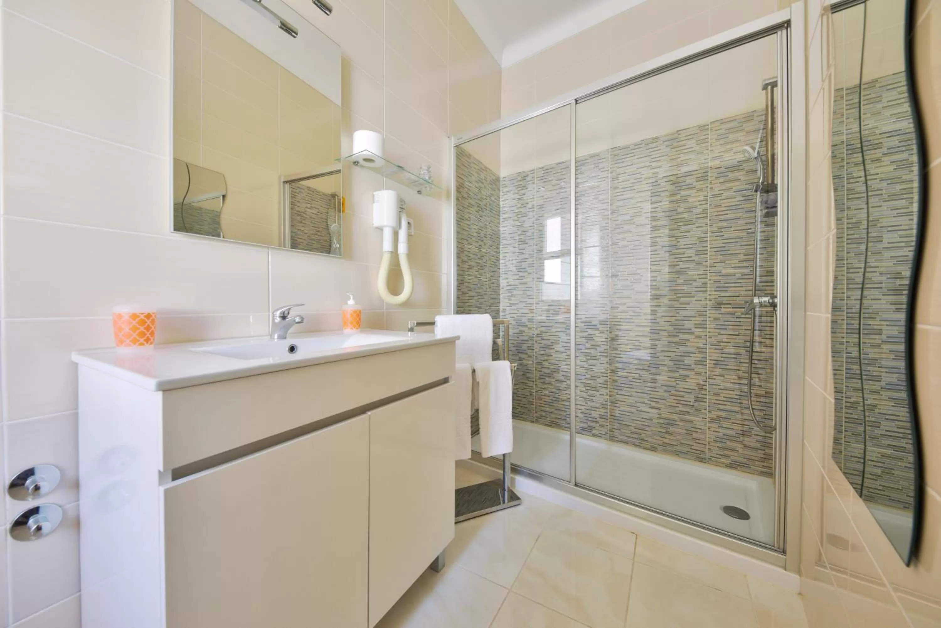 Bathroom in Hotel Palmeira