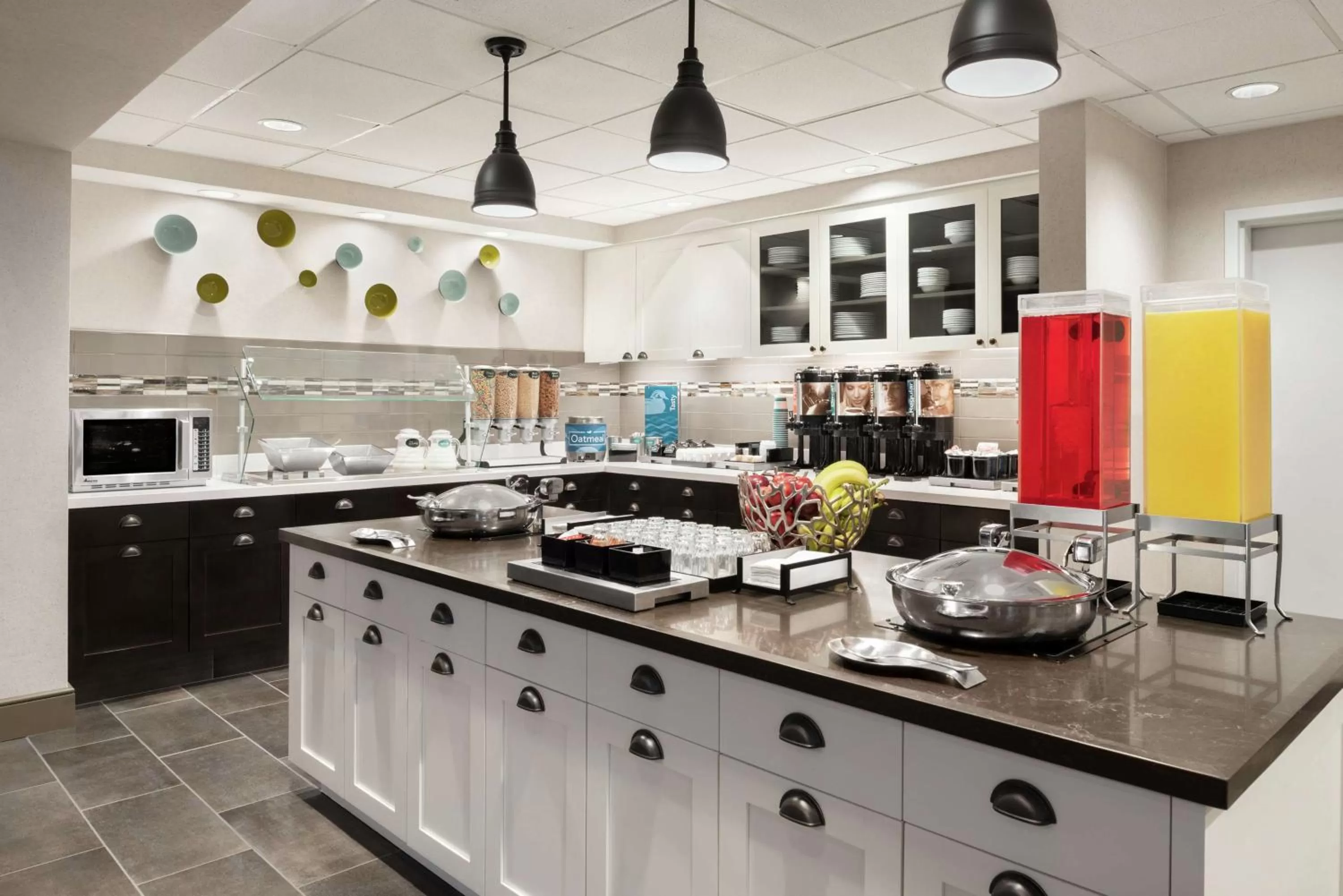 Breakfast in Homewood Suites Rochester-Henrietta