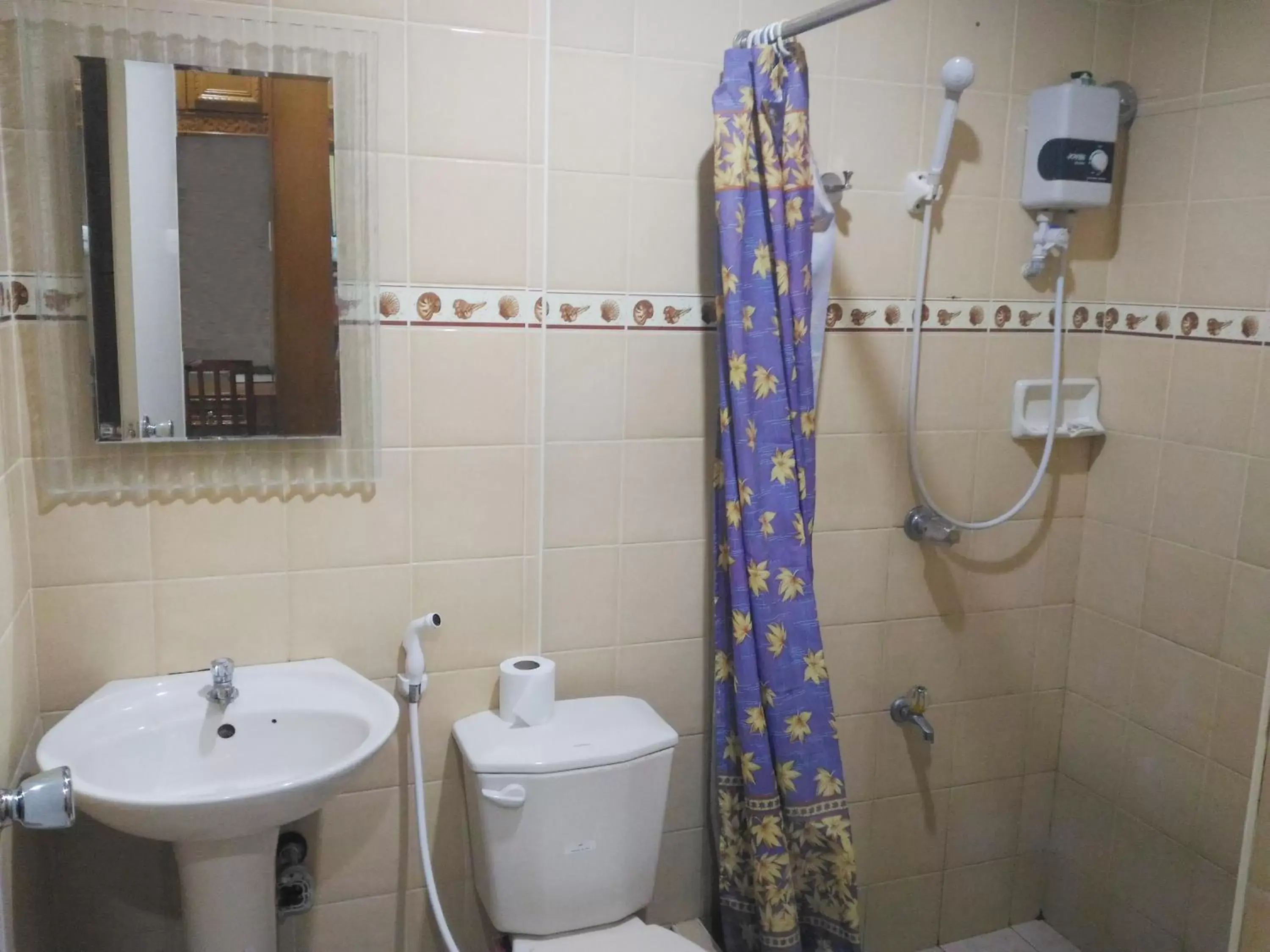 Bathroom in Tubod Flowing Water Resort