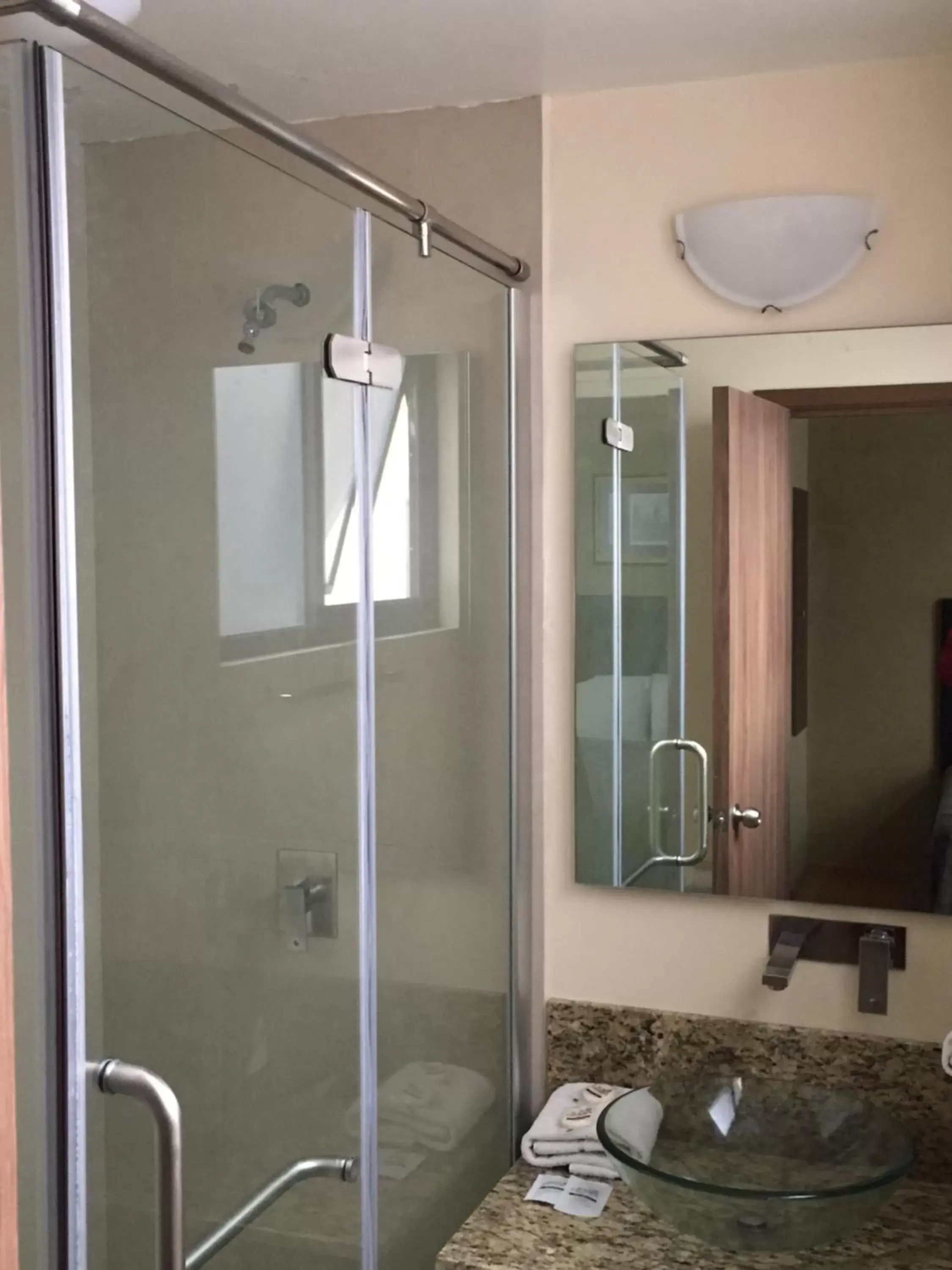 Bathroom in Hotel Castropol