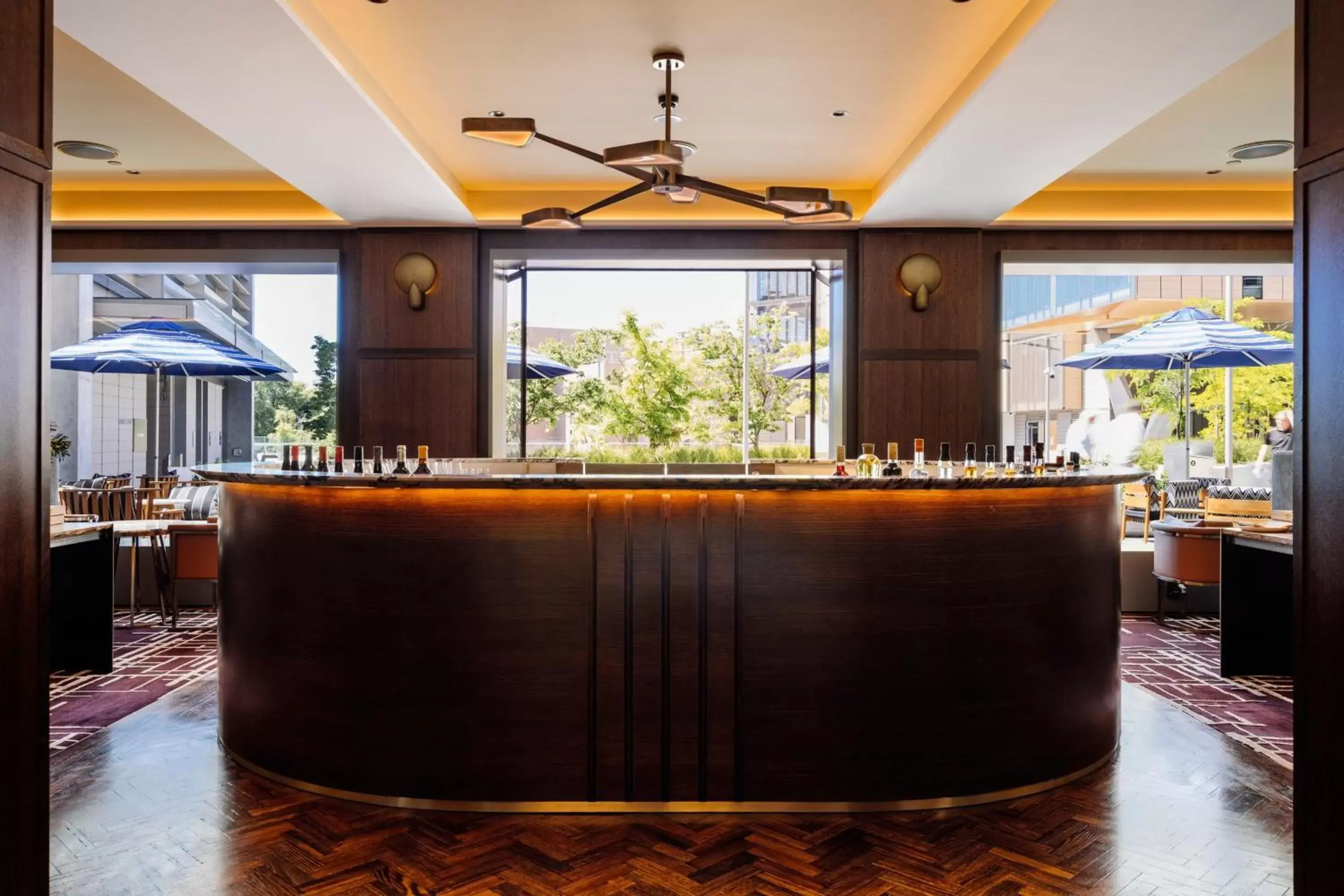 Lounge or bar, Lobby/Reception in The Tasman, a Luxury Collection Hotel, Hobart