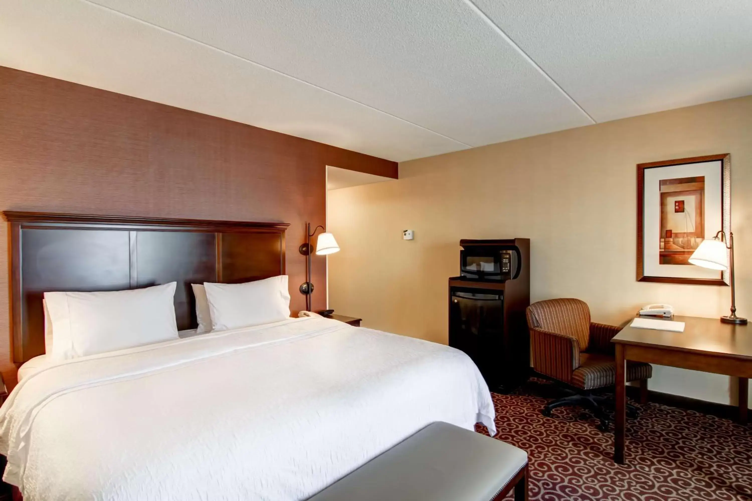 Bed in Hampton Inn Sudbury, Ontario Bed in Hampton Inn Sudbury, Ontario